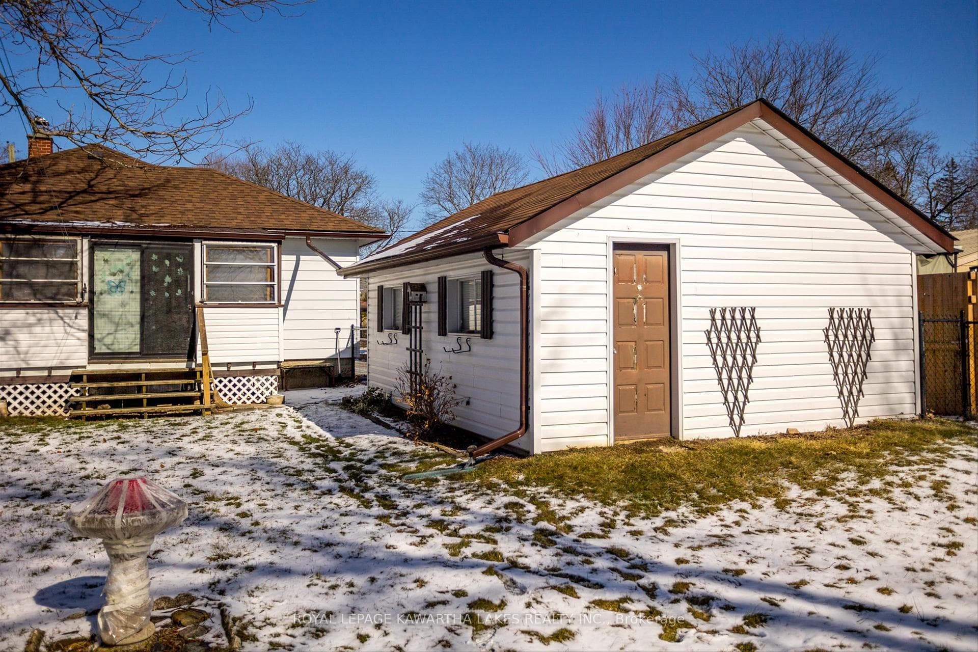 25 Kawartha Drive photo 34