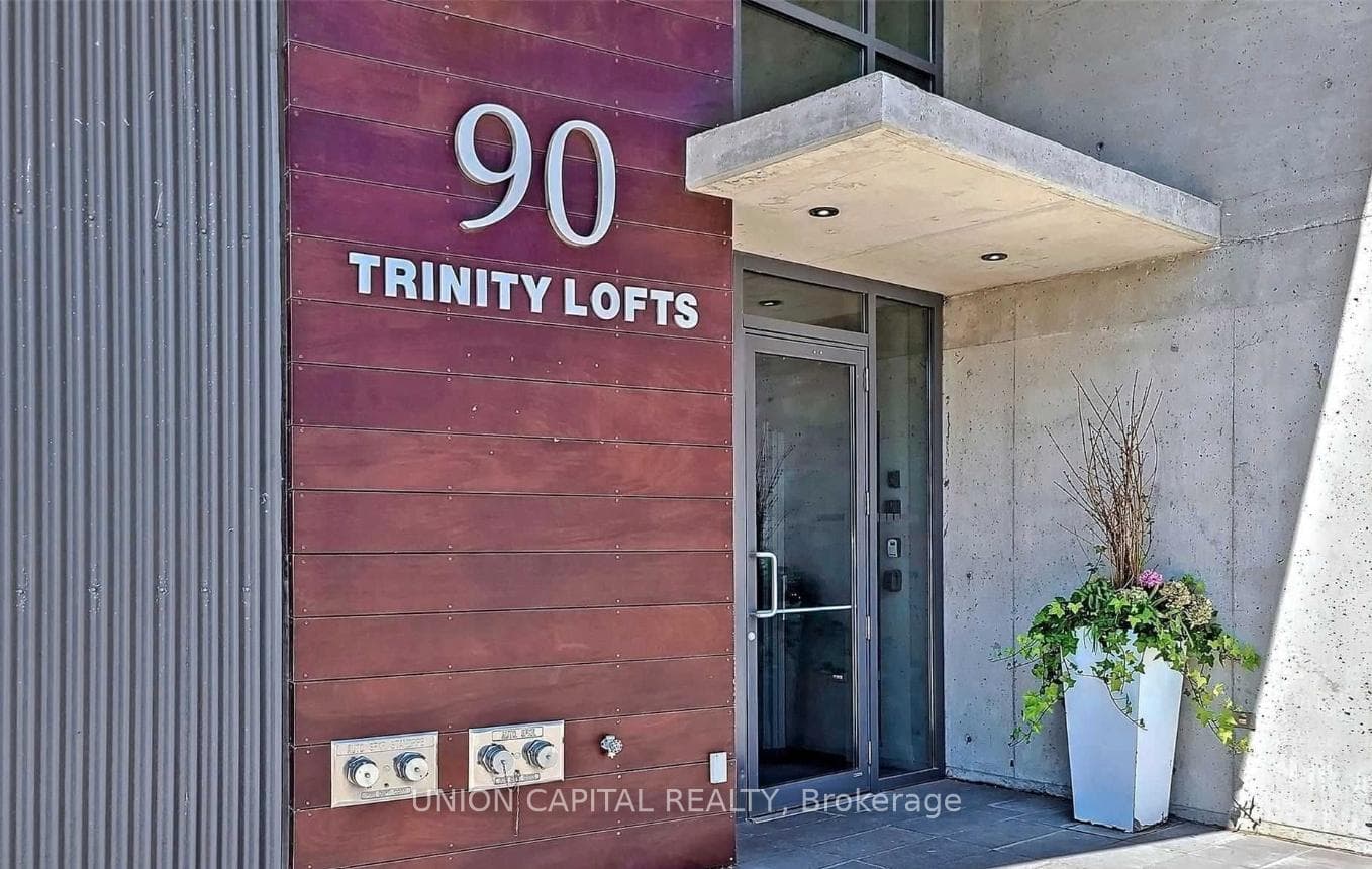 90 Trinity Street Unit 502 photo 2
