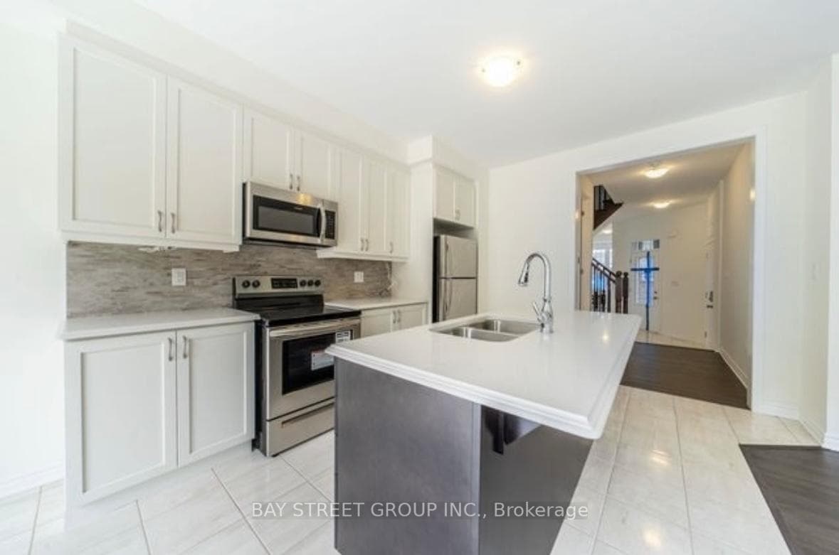 33 Ness Drive photo 6
