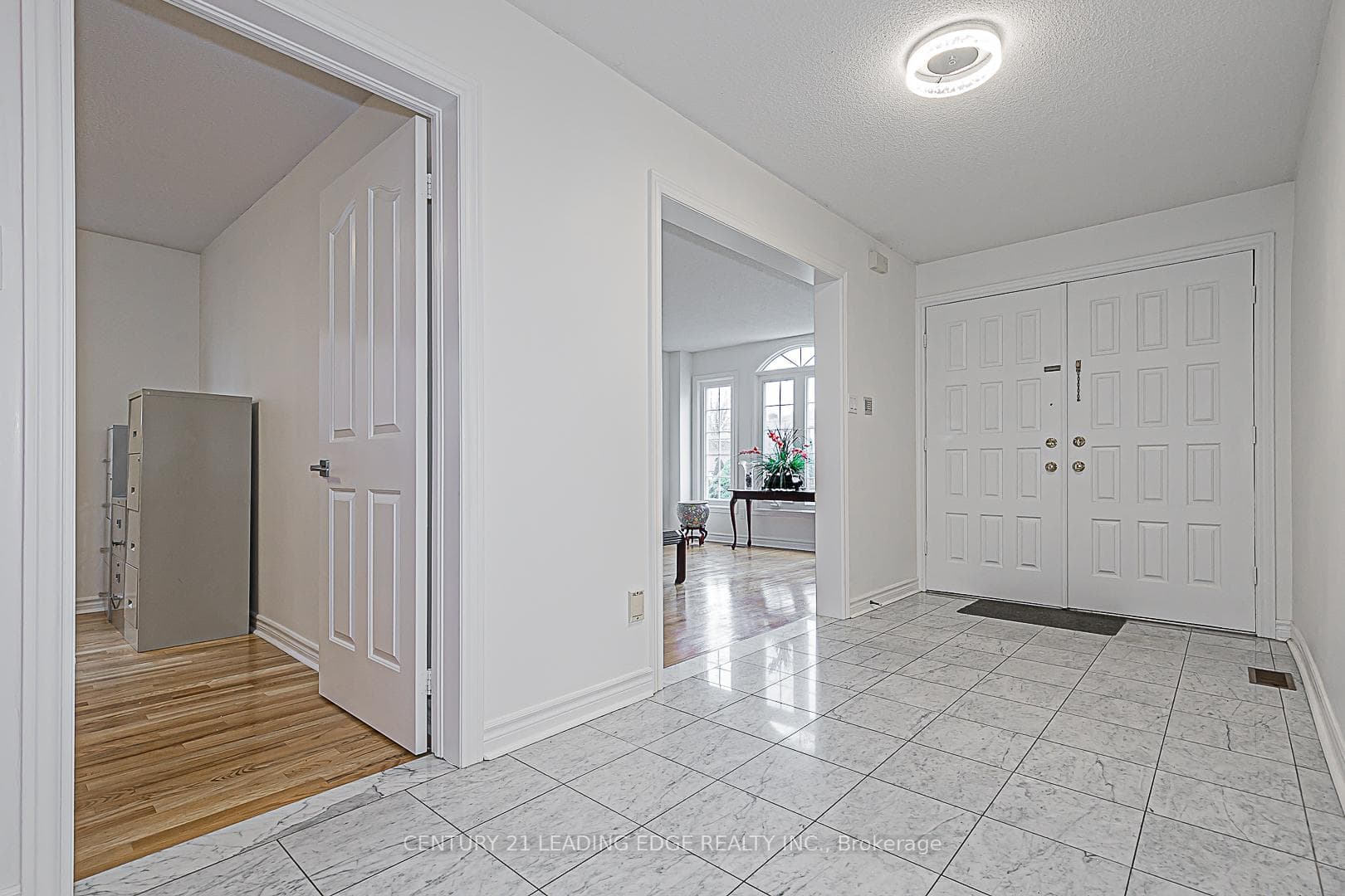 97 SCARBORO Avenue photo 6