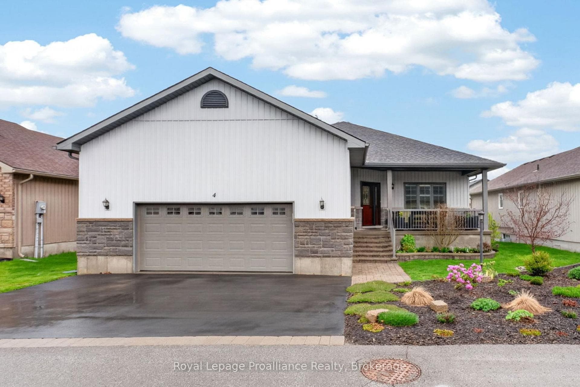 4 Merrill Drive photo 1