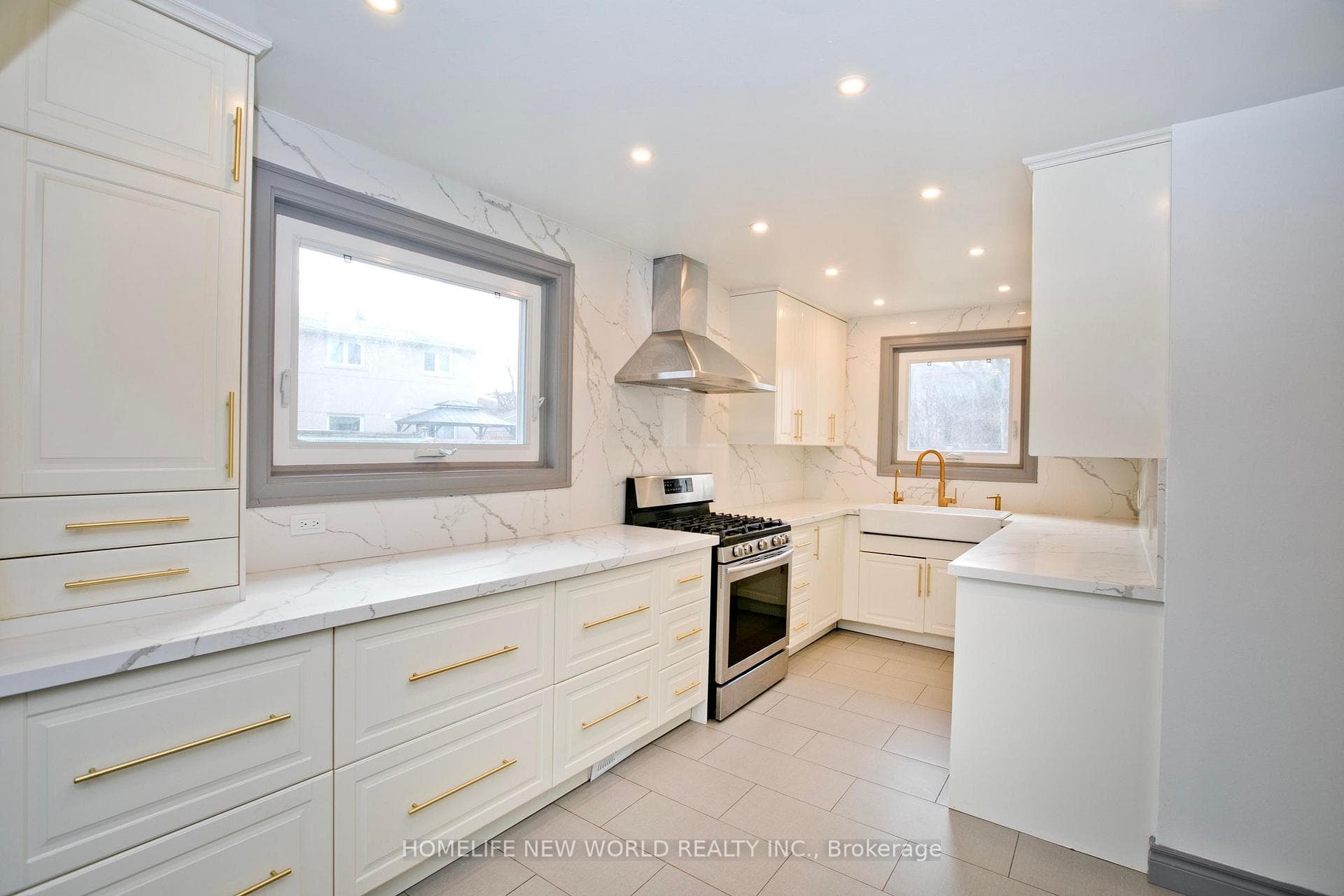 42 Kingland Crescent Unit A photo 8
