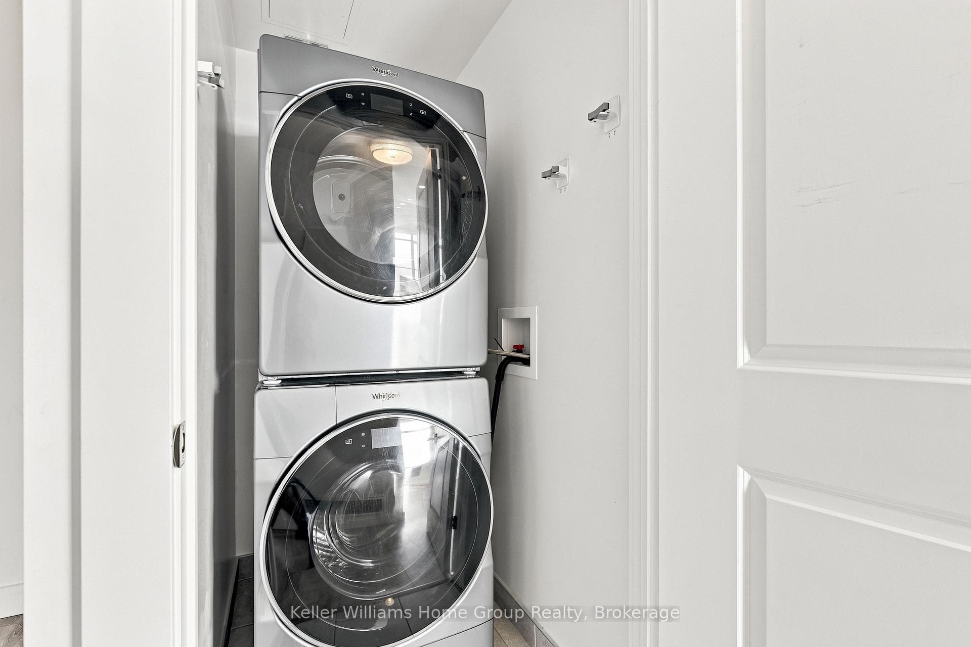50 Grand Avenue Unit 713 photo 35