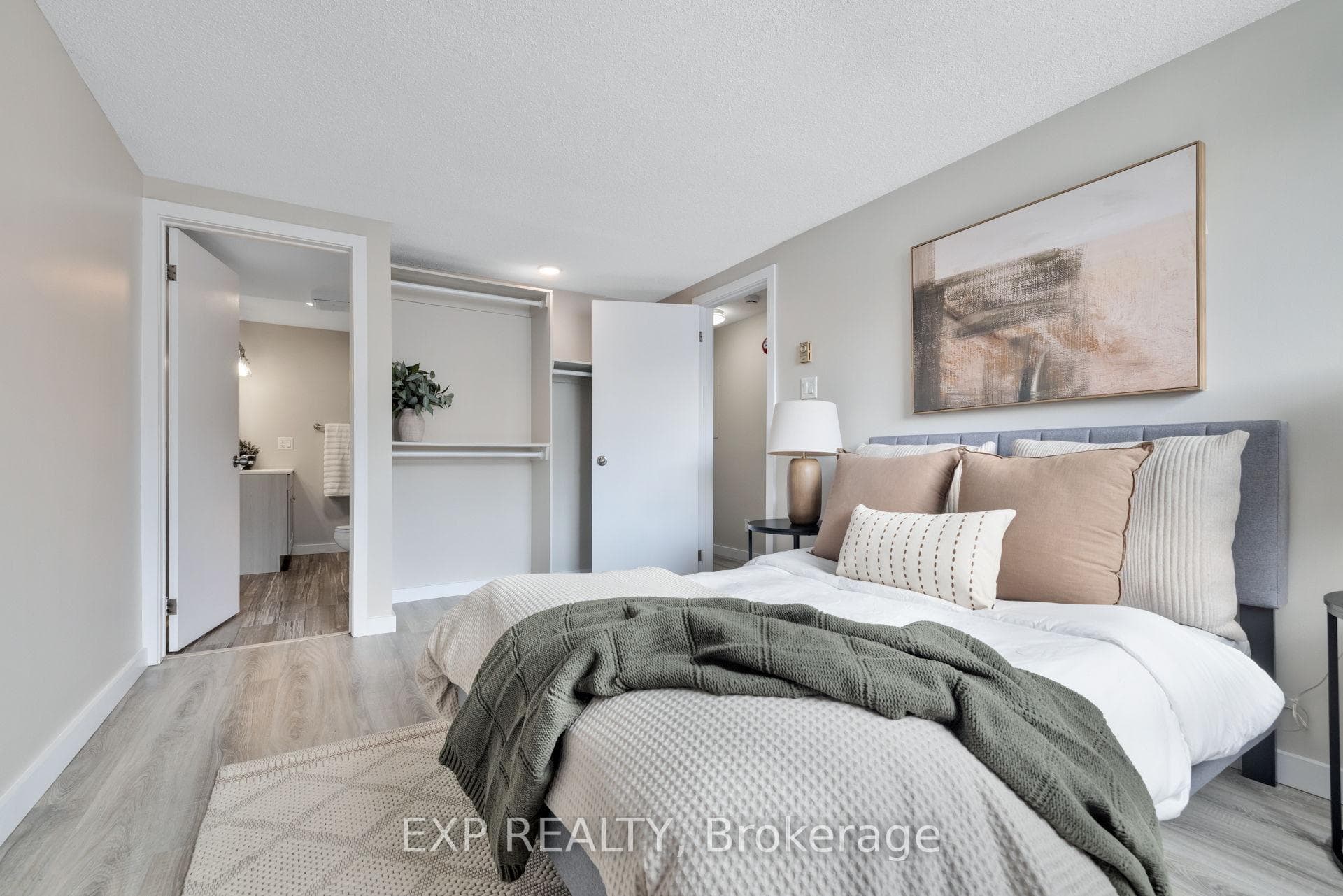 6470 BILBERRY Drive Unit 104 photo 22
