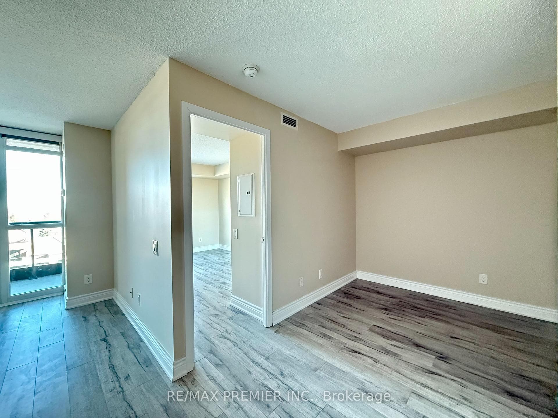 525 Wilson Avenue Unit 709 photo 15