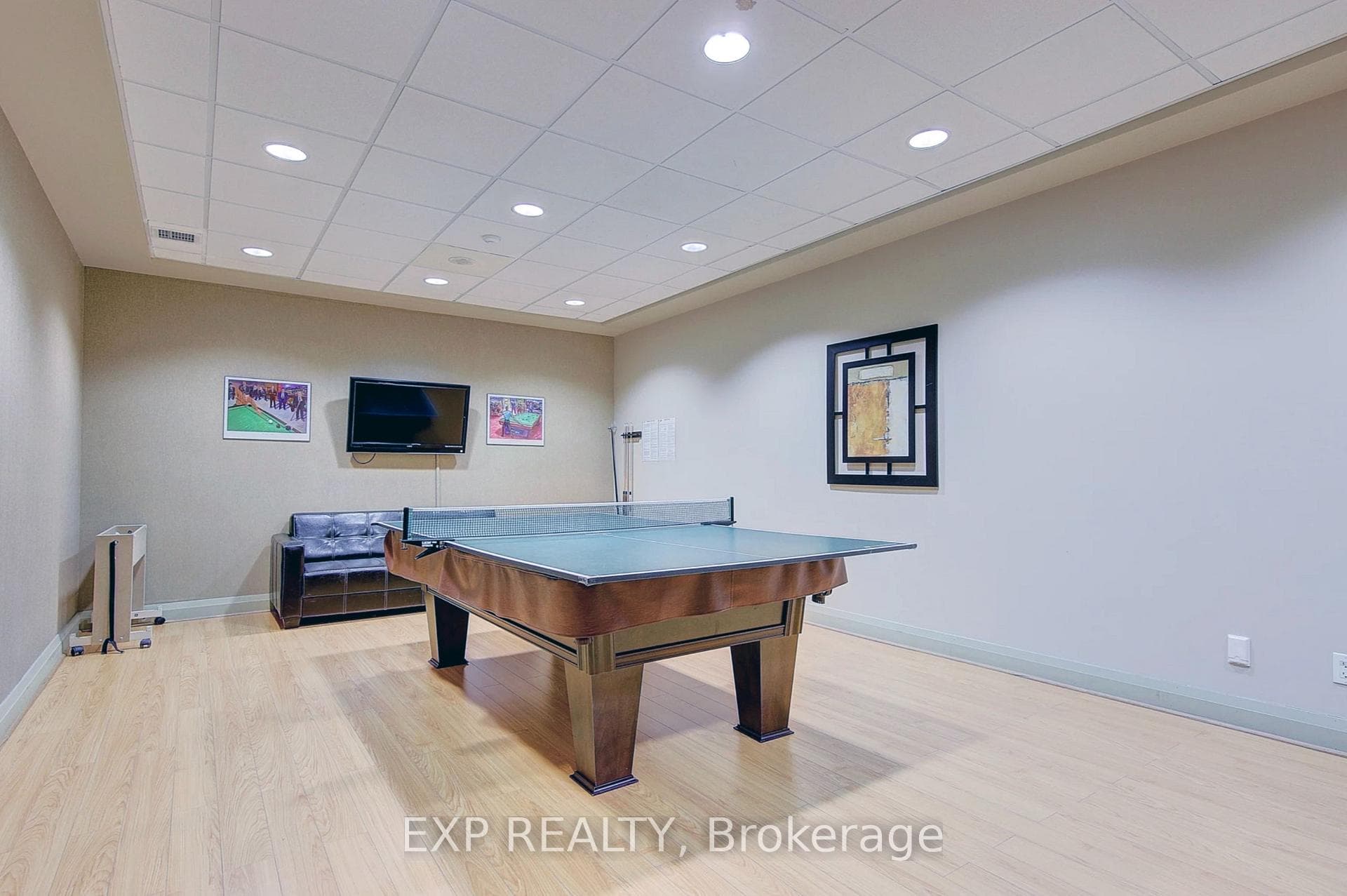 60 Disera Drive Unit 1404 photo 30