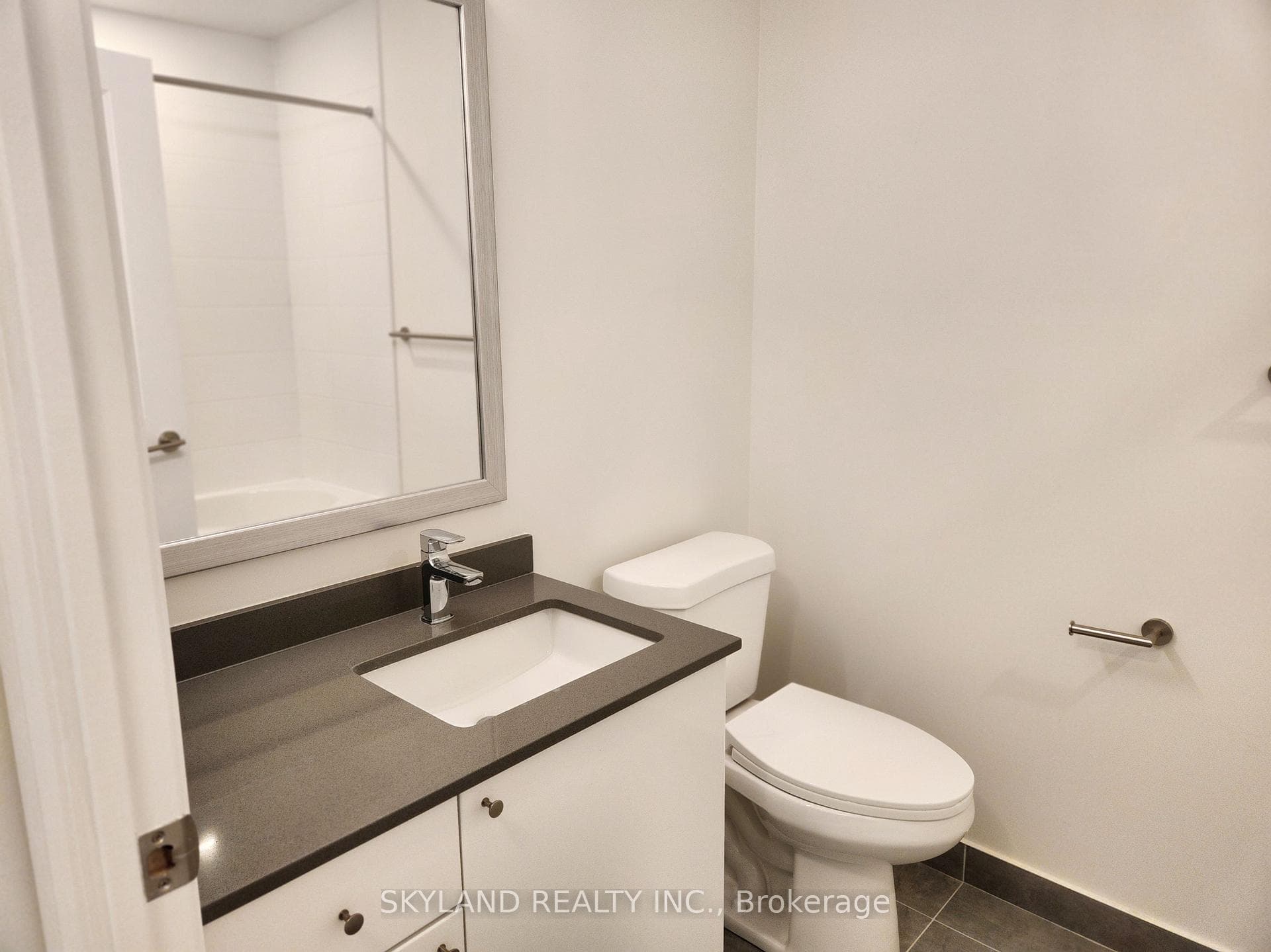 3260 Sheppard Avenue Unit 707 photo 10