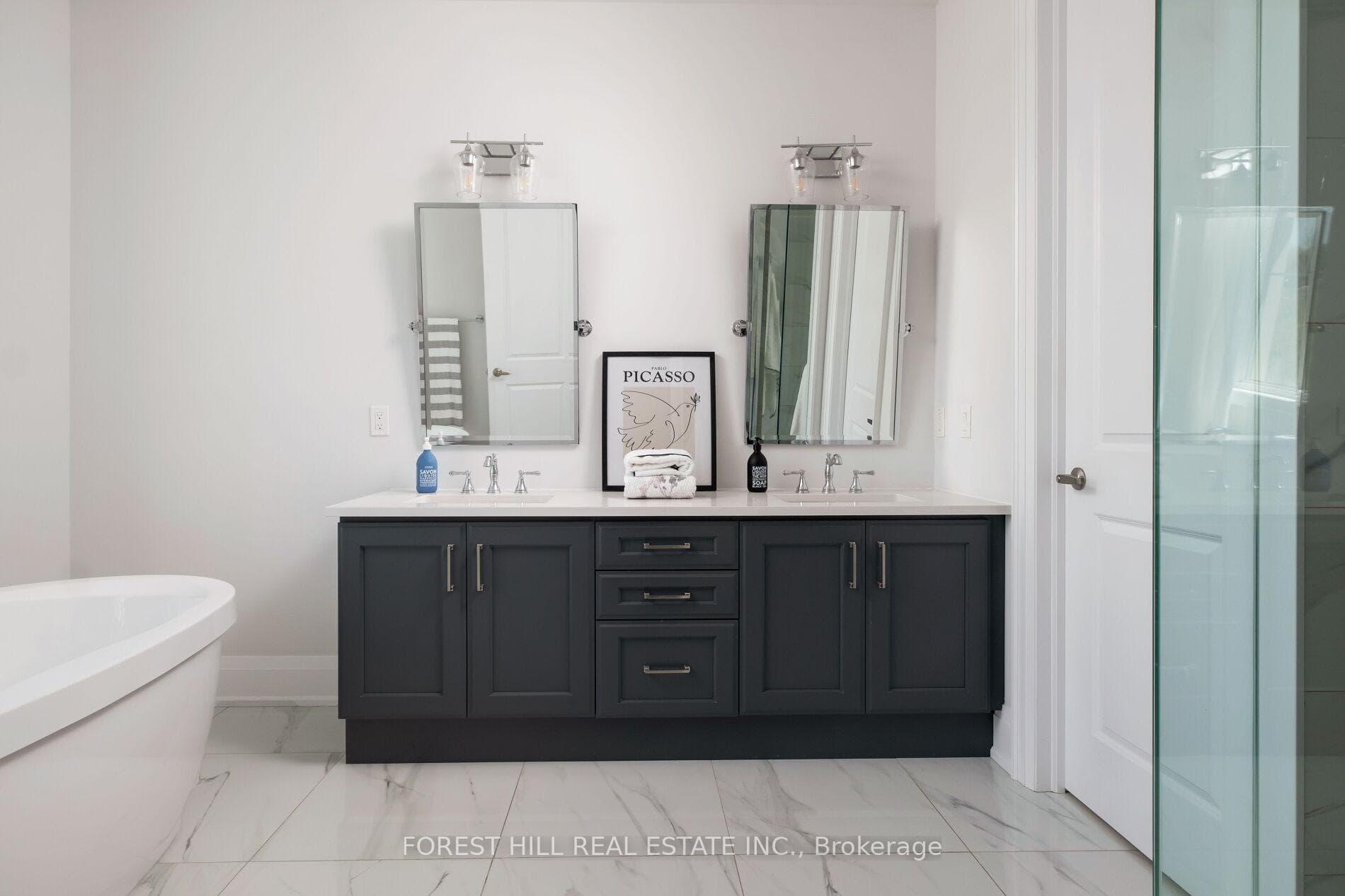 124 Sikura Circle photo 27