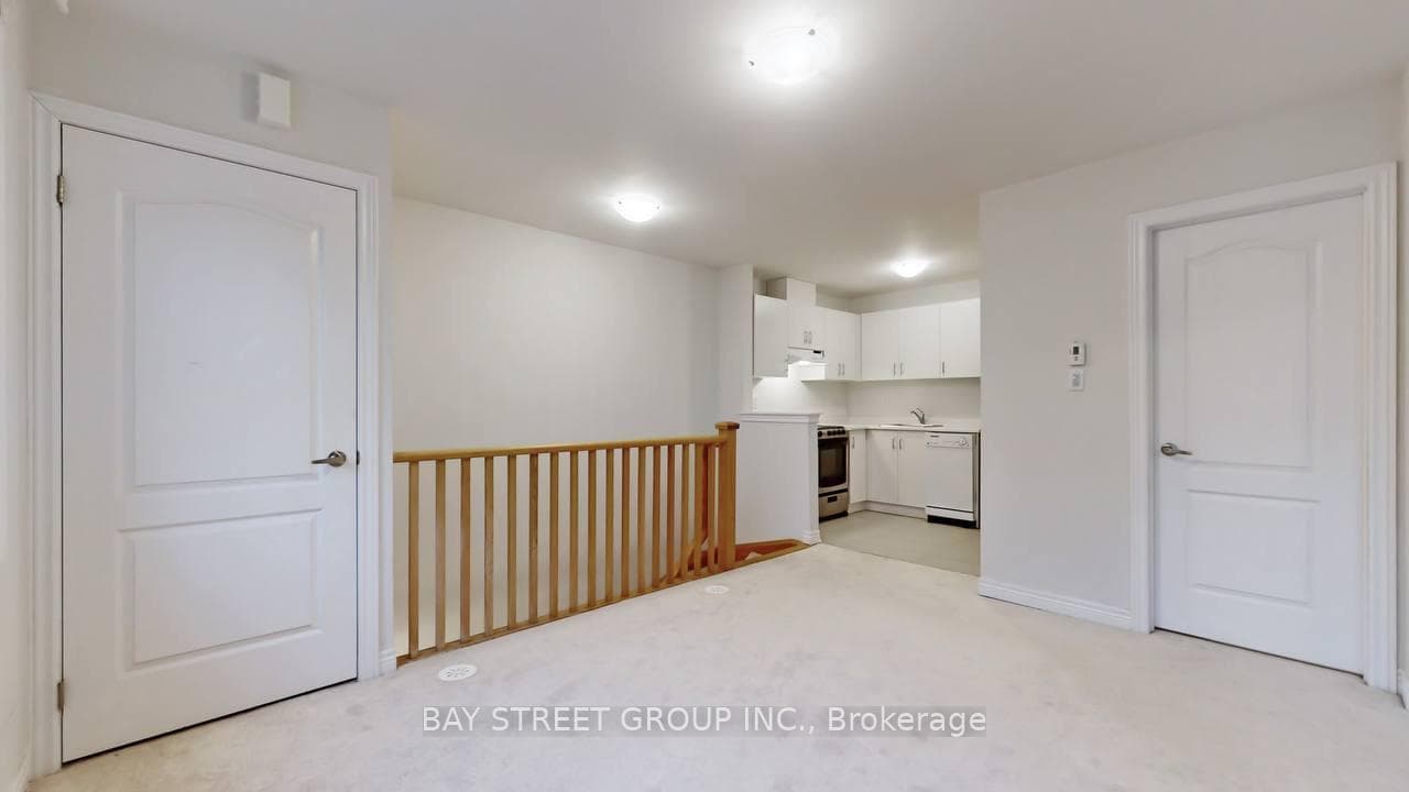 4 WATERLEAF Road Unit Coach photo 6