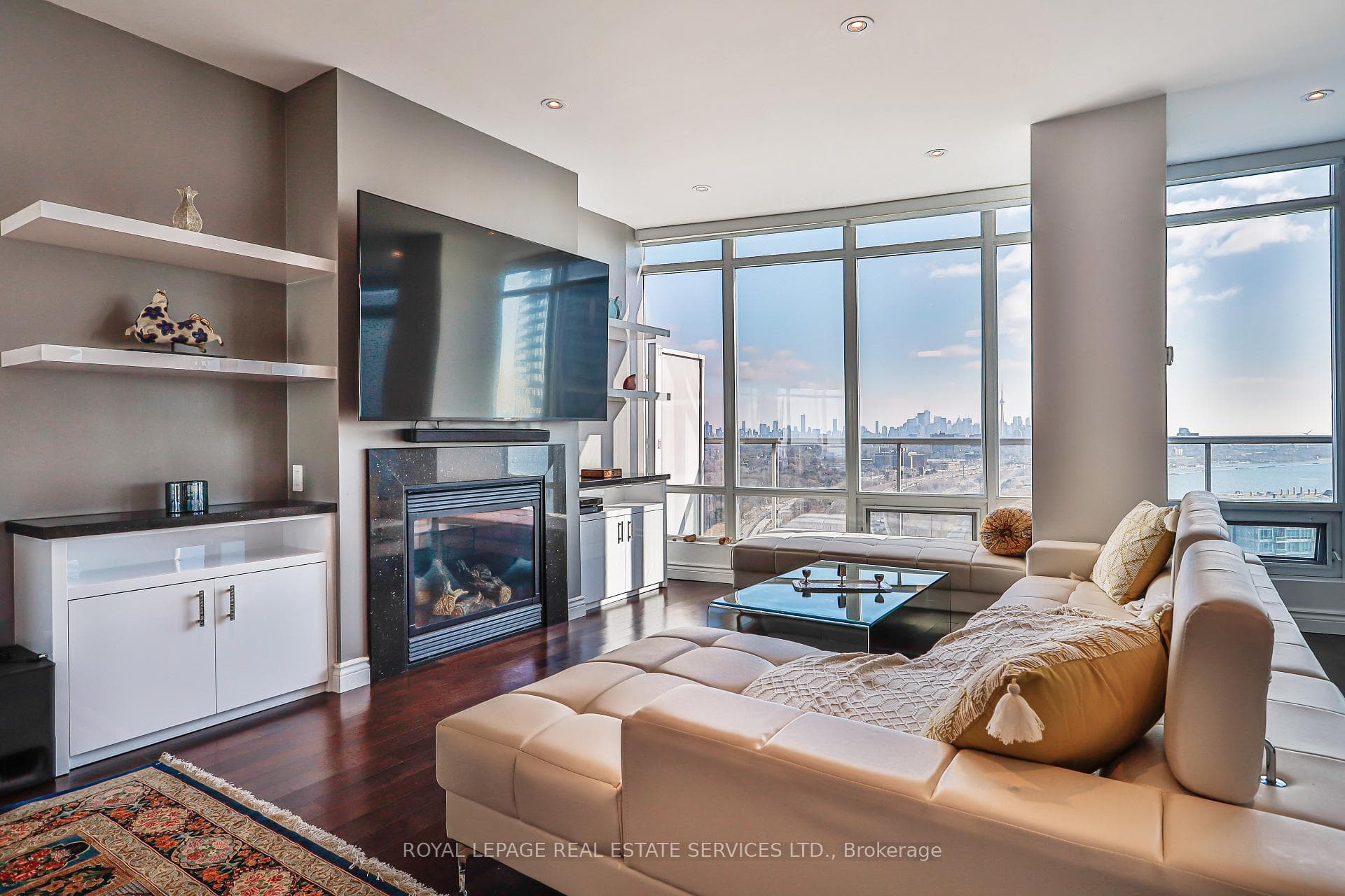 15 Windermere Avenue Unit PH06 photo 8