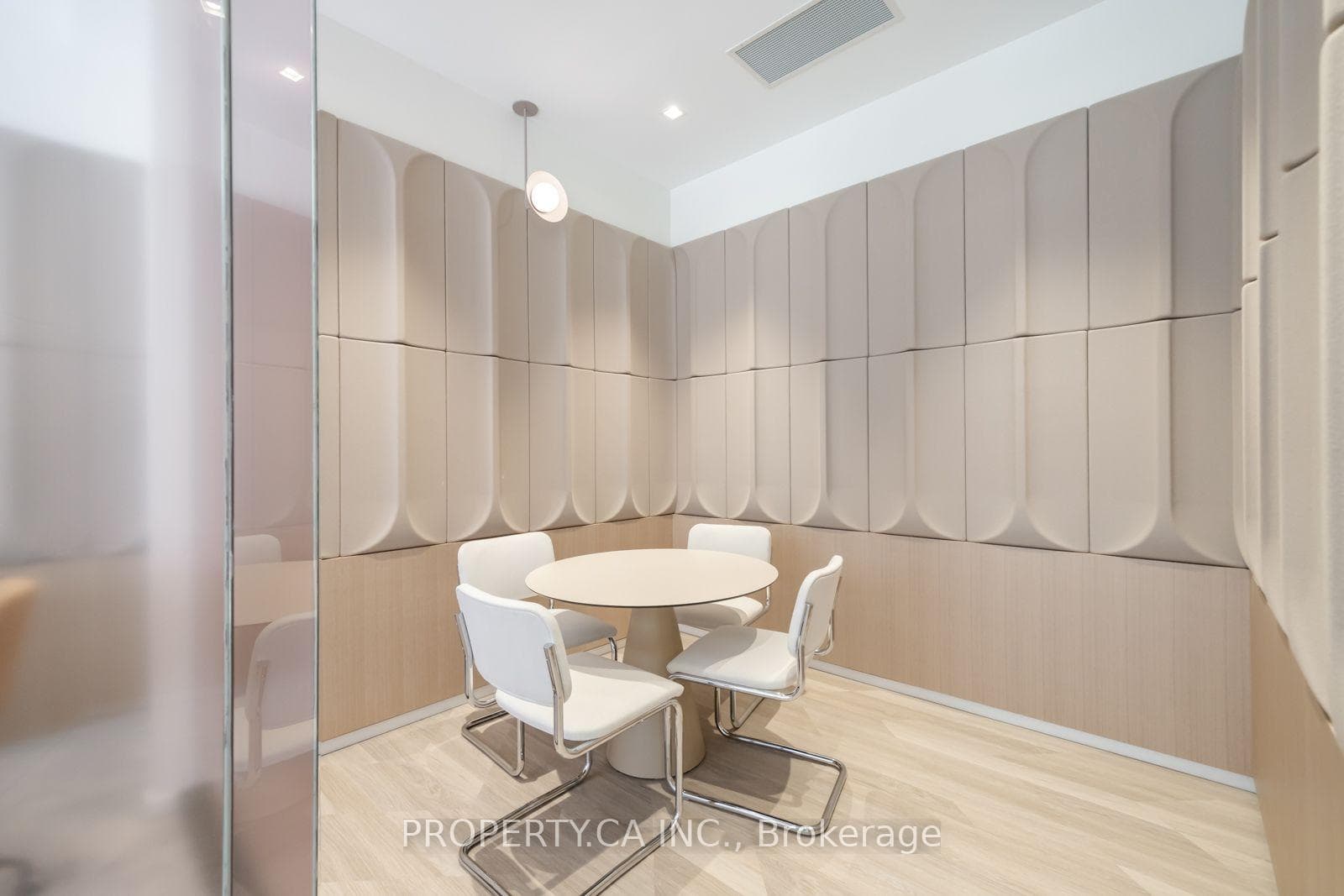 10 Oak Street Unit 1409 photo 42