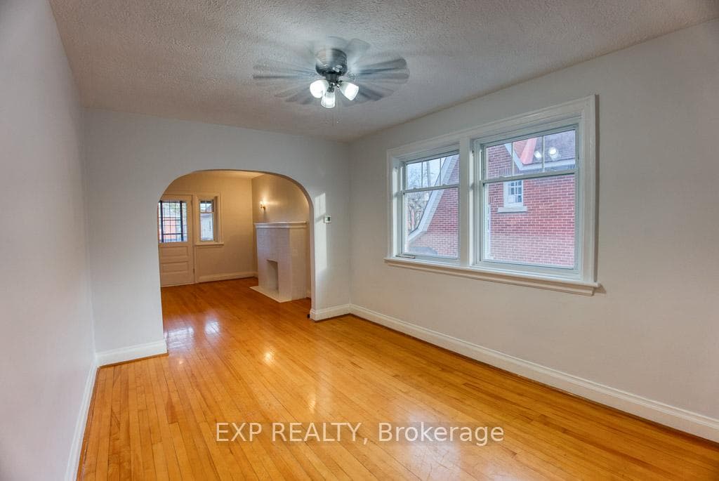 448 Holland Avenue photo 21