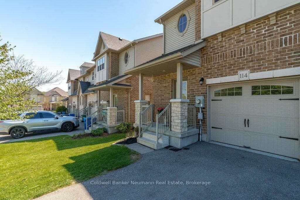 114 Creighton Avenue photo 2