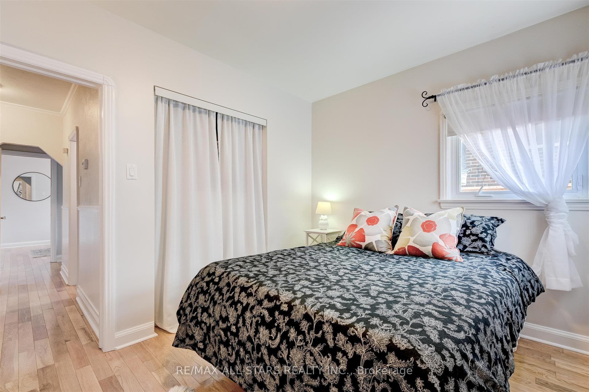 136 Dorset Road photo 25