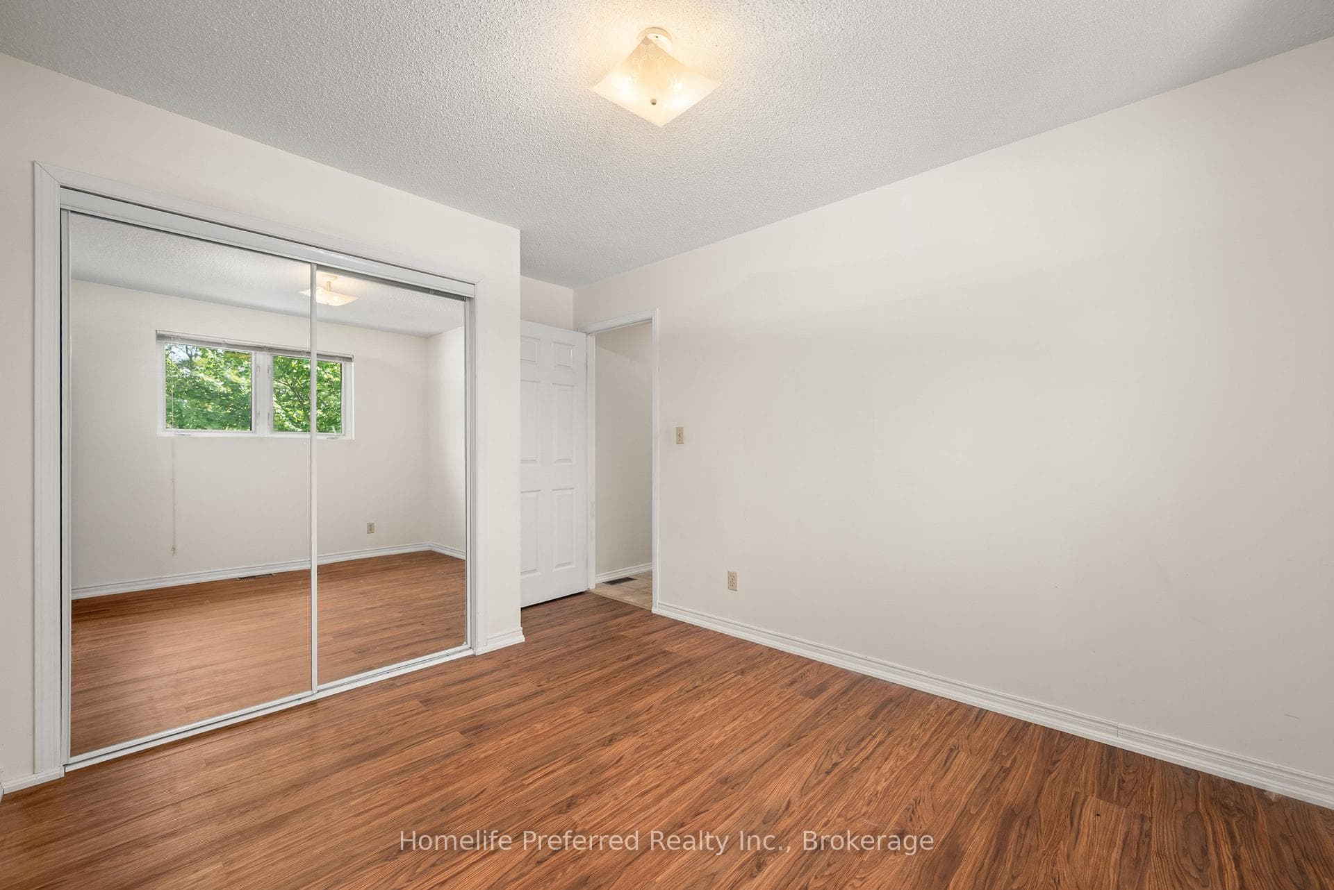 469 SKEENE Road photo 18