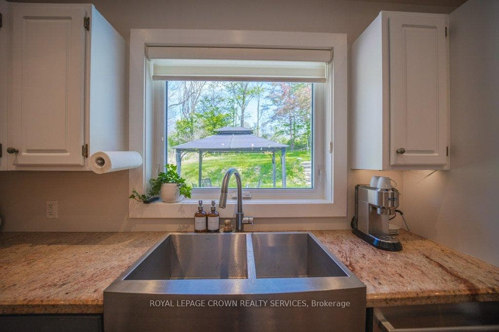 584540 Beachville Road photo 21