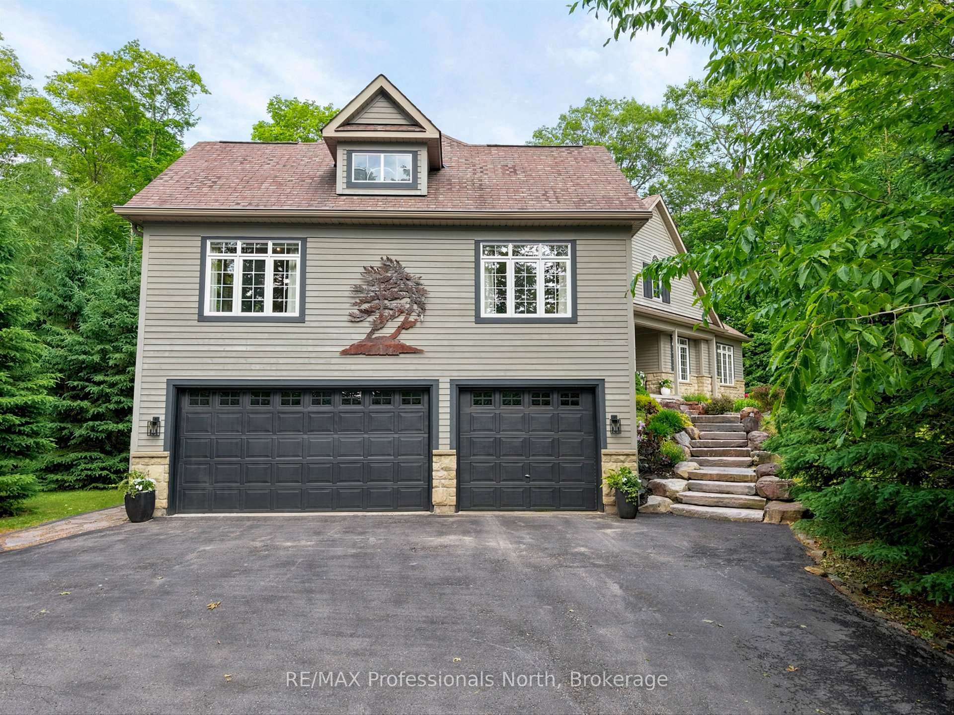 Three car garage