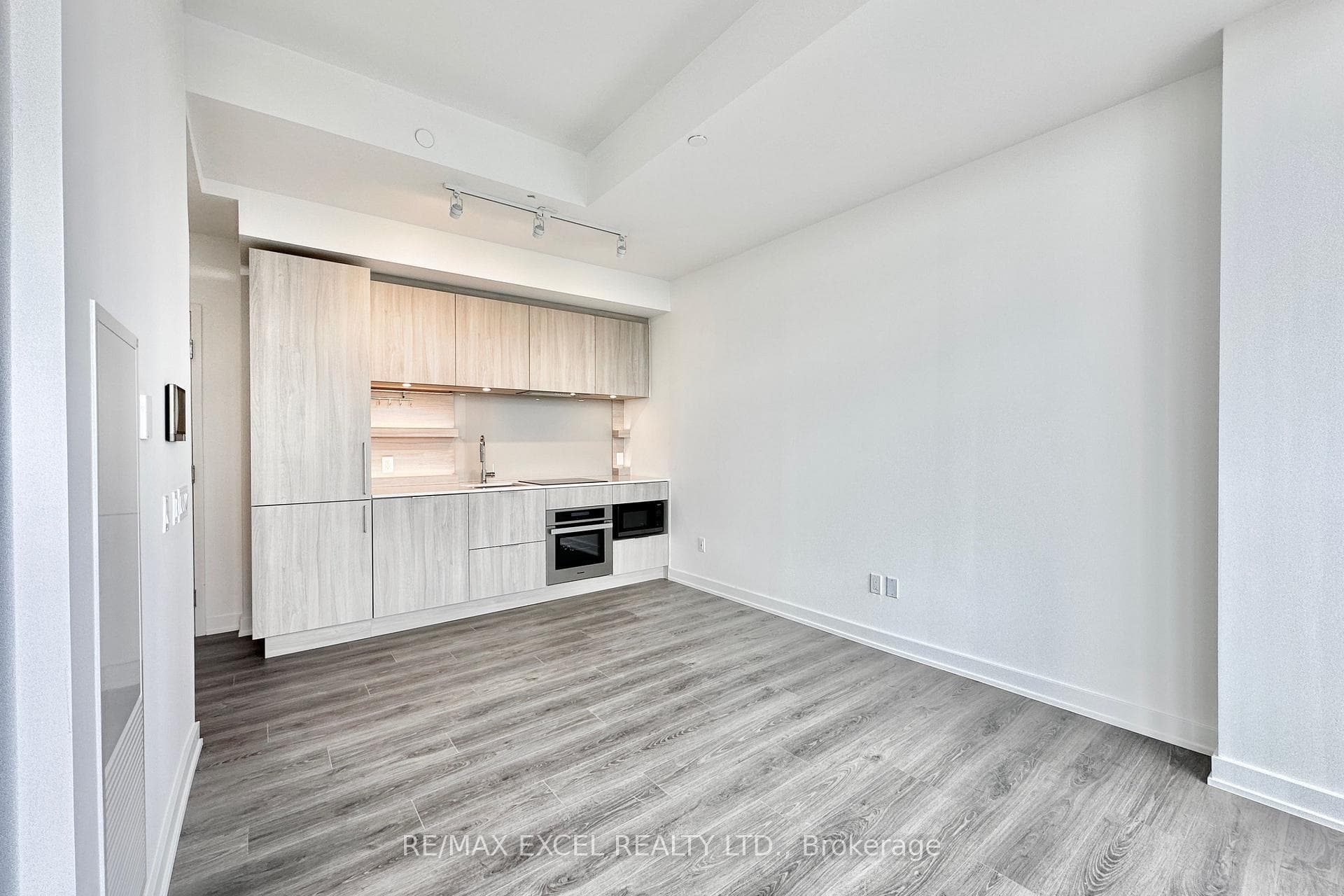 28 Ann Street Unit 1808 photo 10