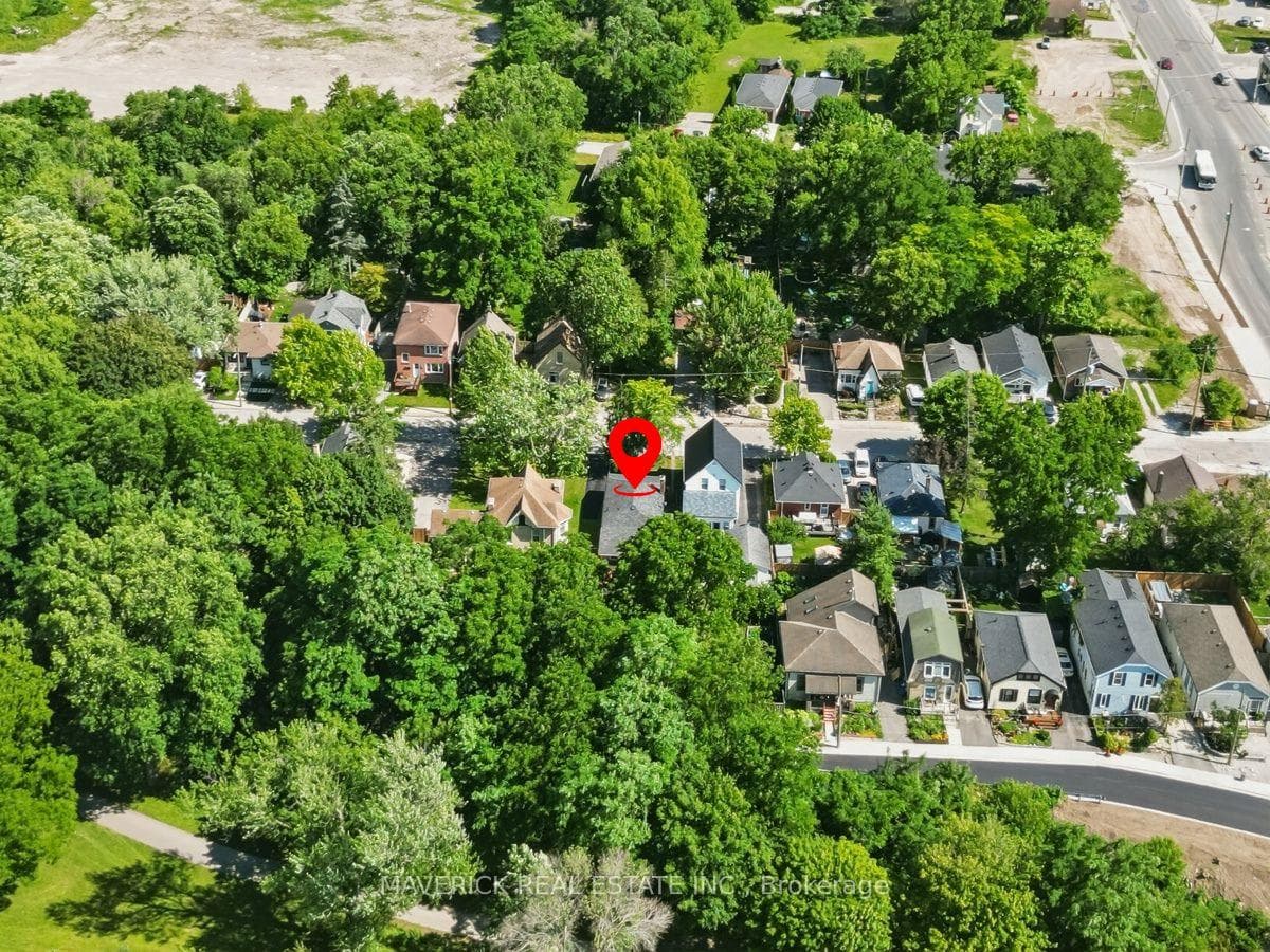 226 Grand Avenue photo 43
