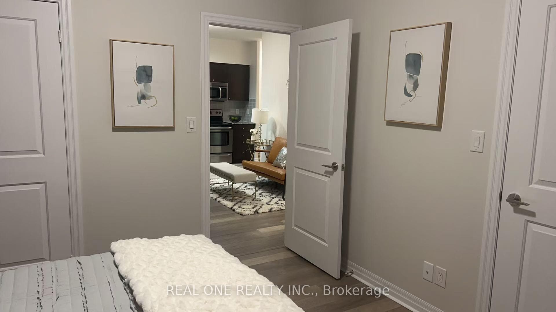 2015 Sheppard Avenue Unit PH04 photo 10