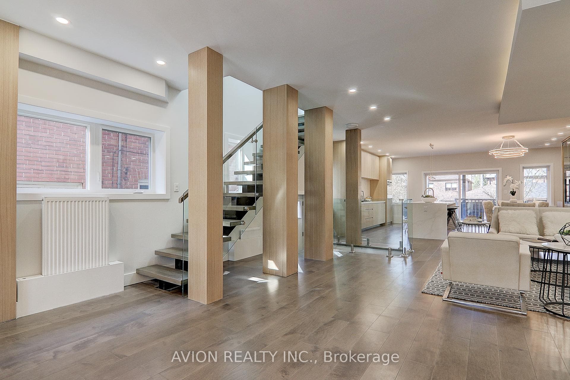 46 Braemar Avenue photo 8
