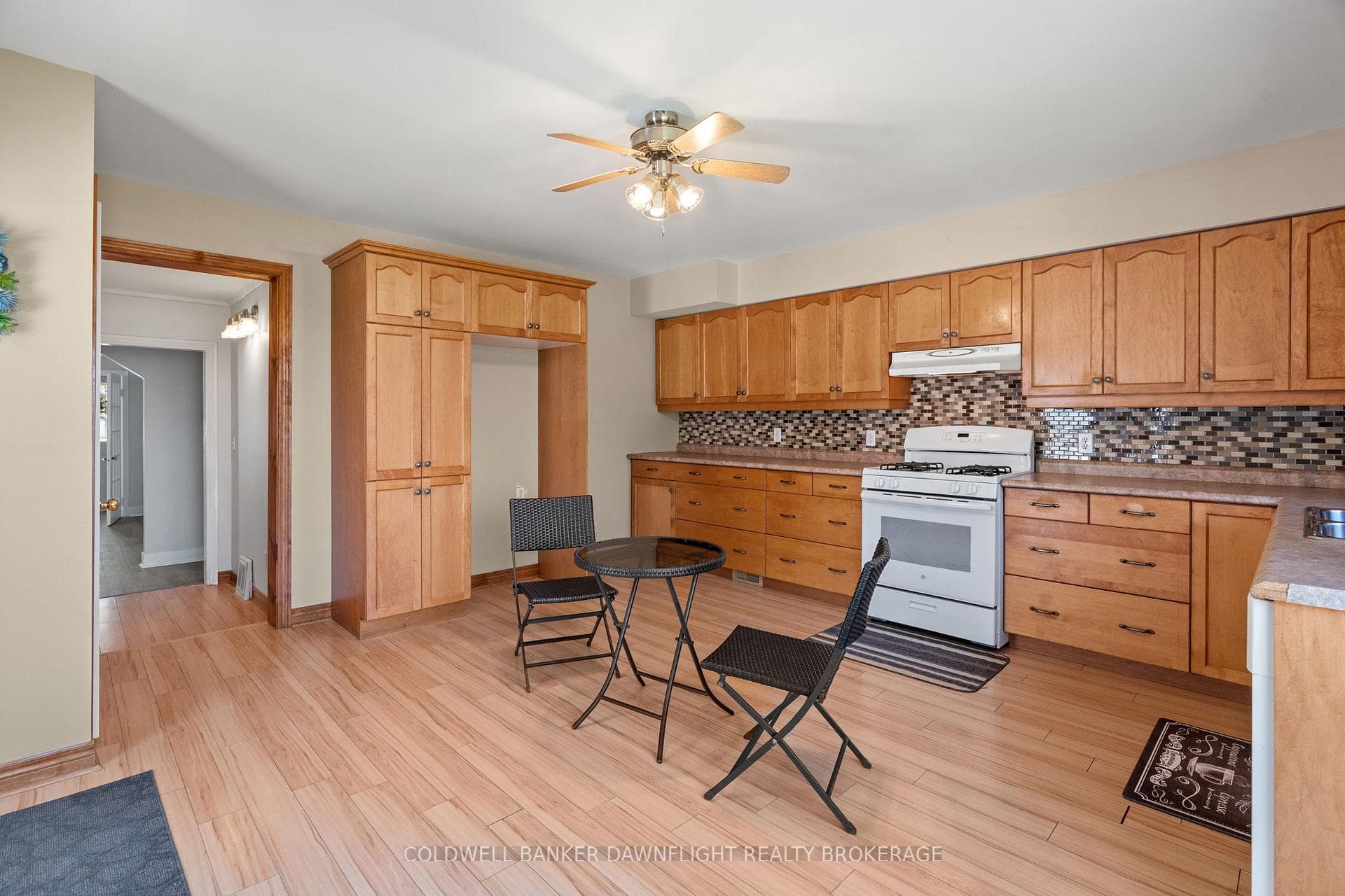 56 Hill Street photo 14