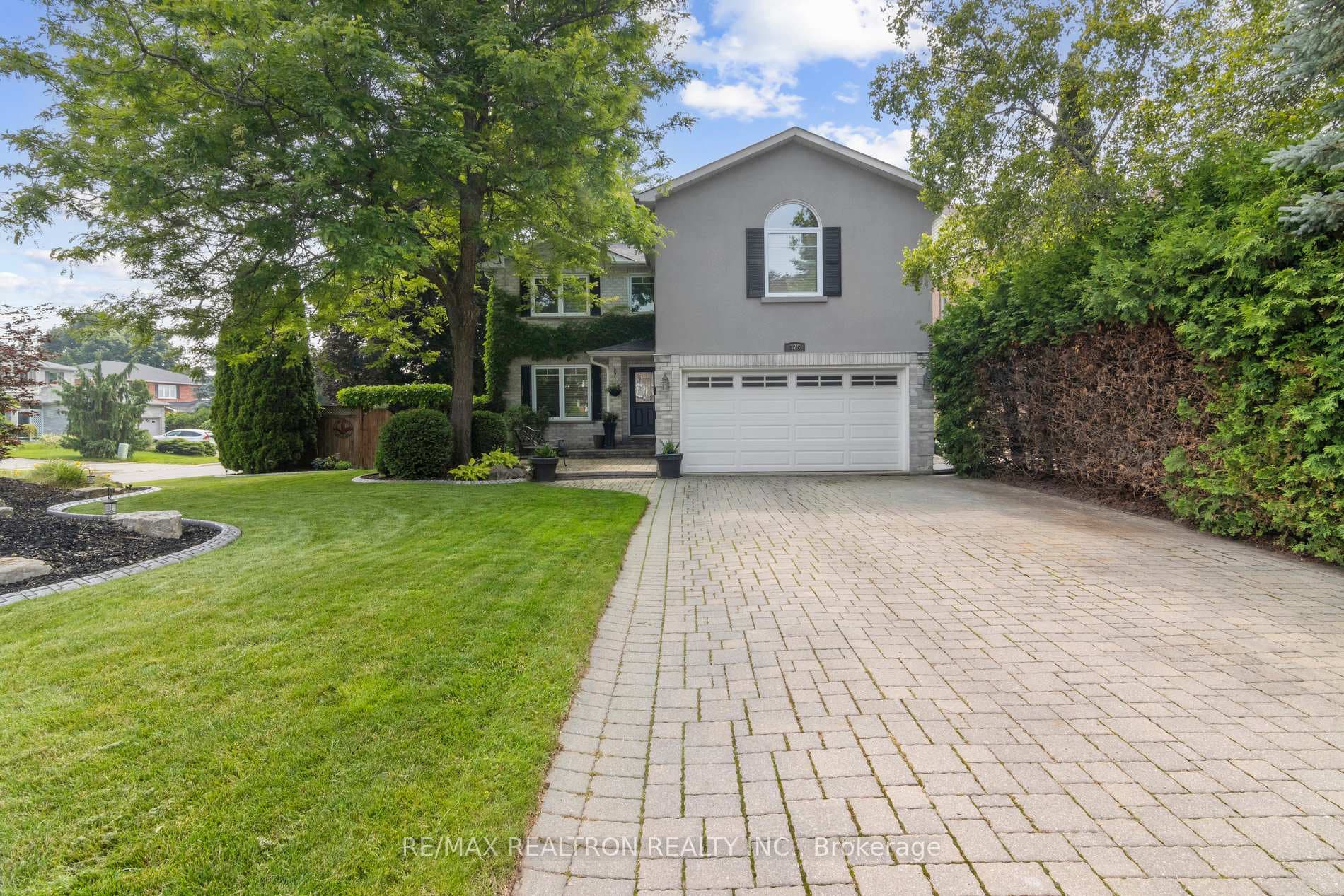 One Of a Kind Properties In Leslie Valley