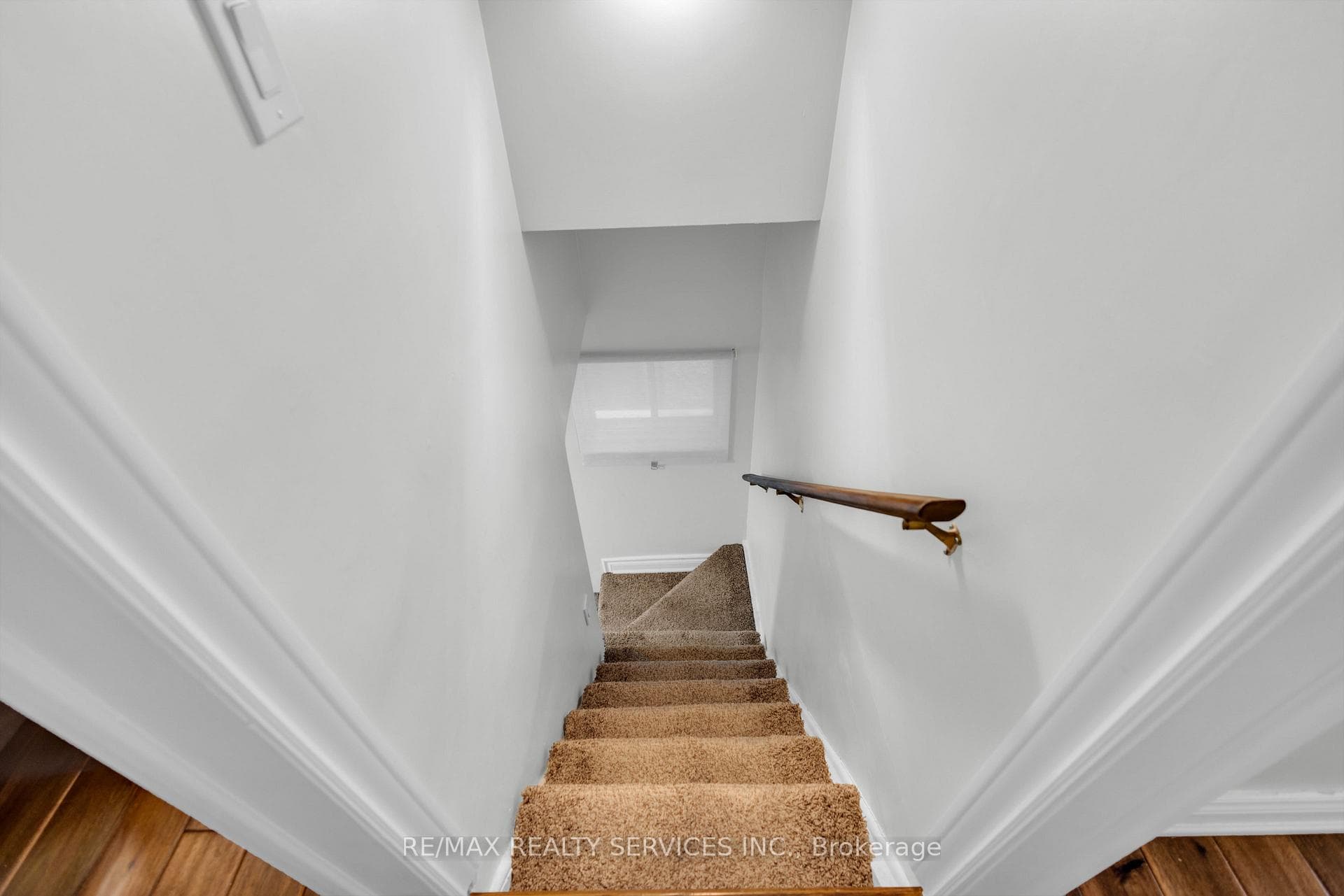 827 Craven Road photo 17