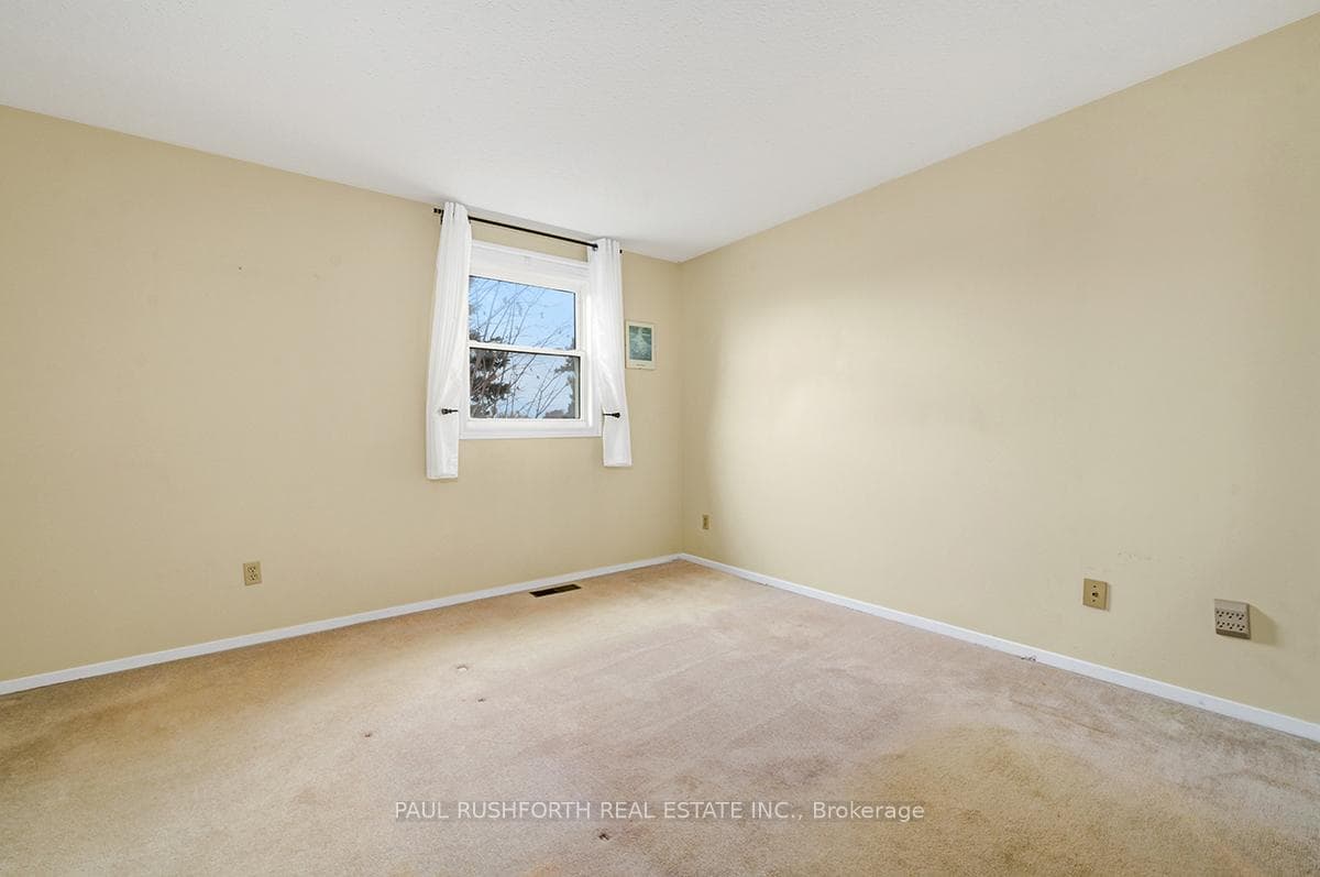 49 Foxfield Drive photo 17