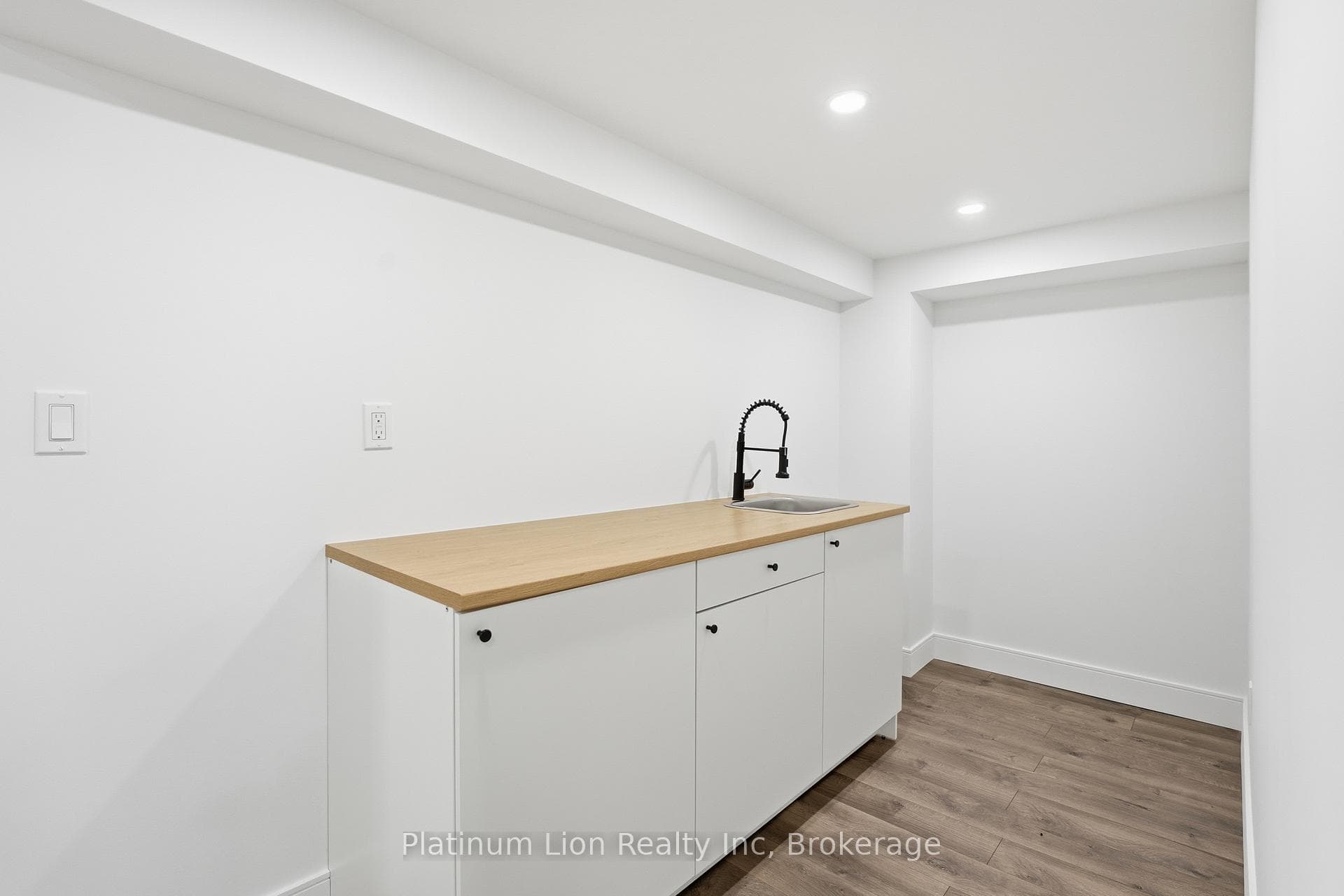 87 Mcknight Avenue photo 31