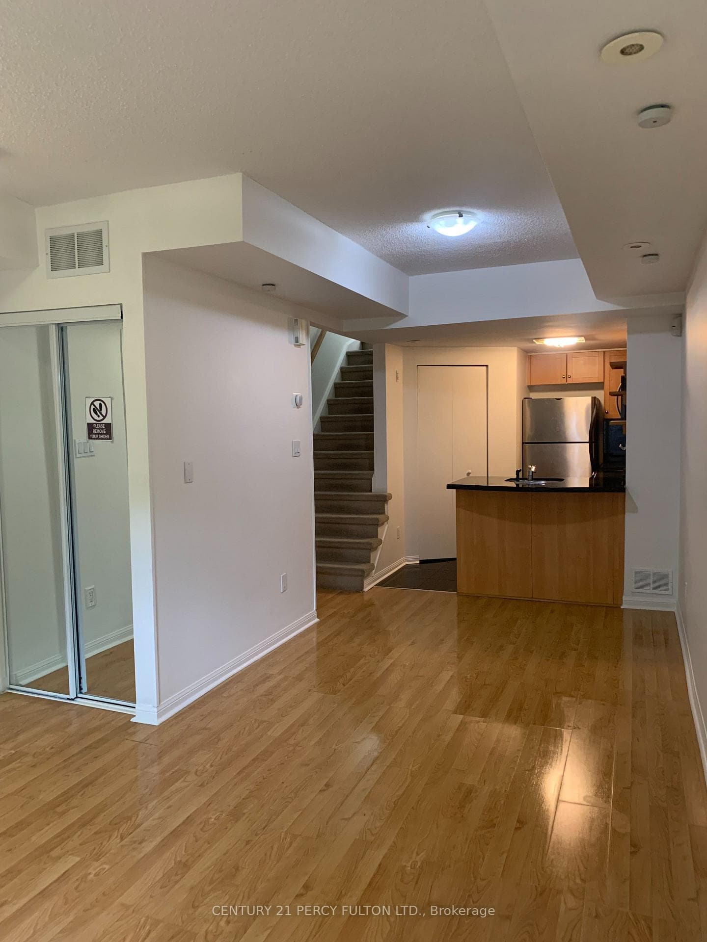 20 Machells Avenue Unit 112 photo 10