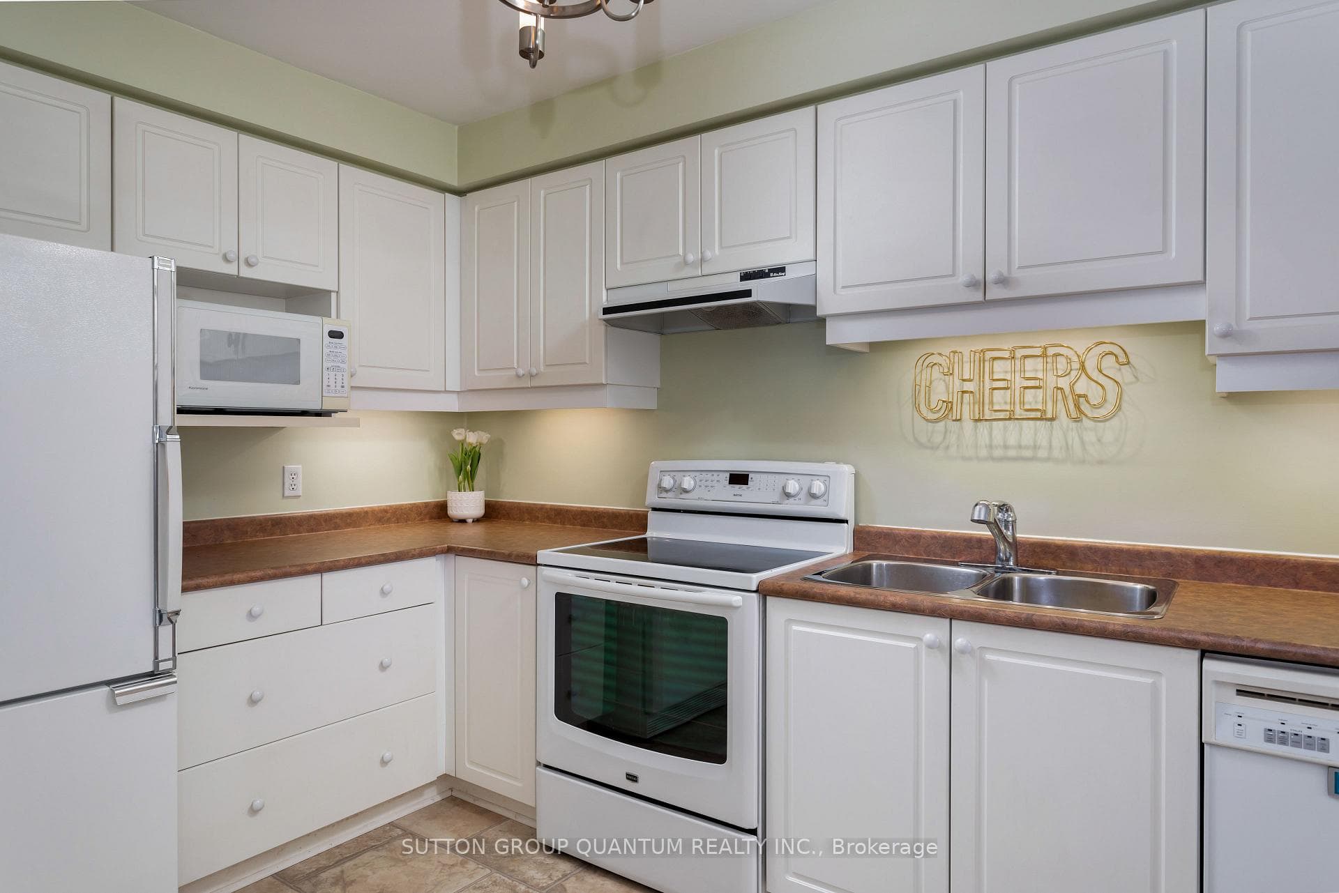 2088 Leanne Boulevard Unit 41 photo 8
