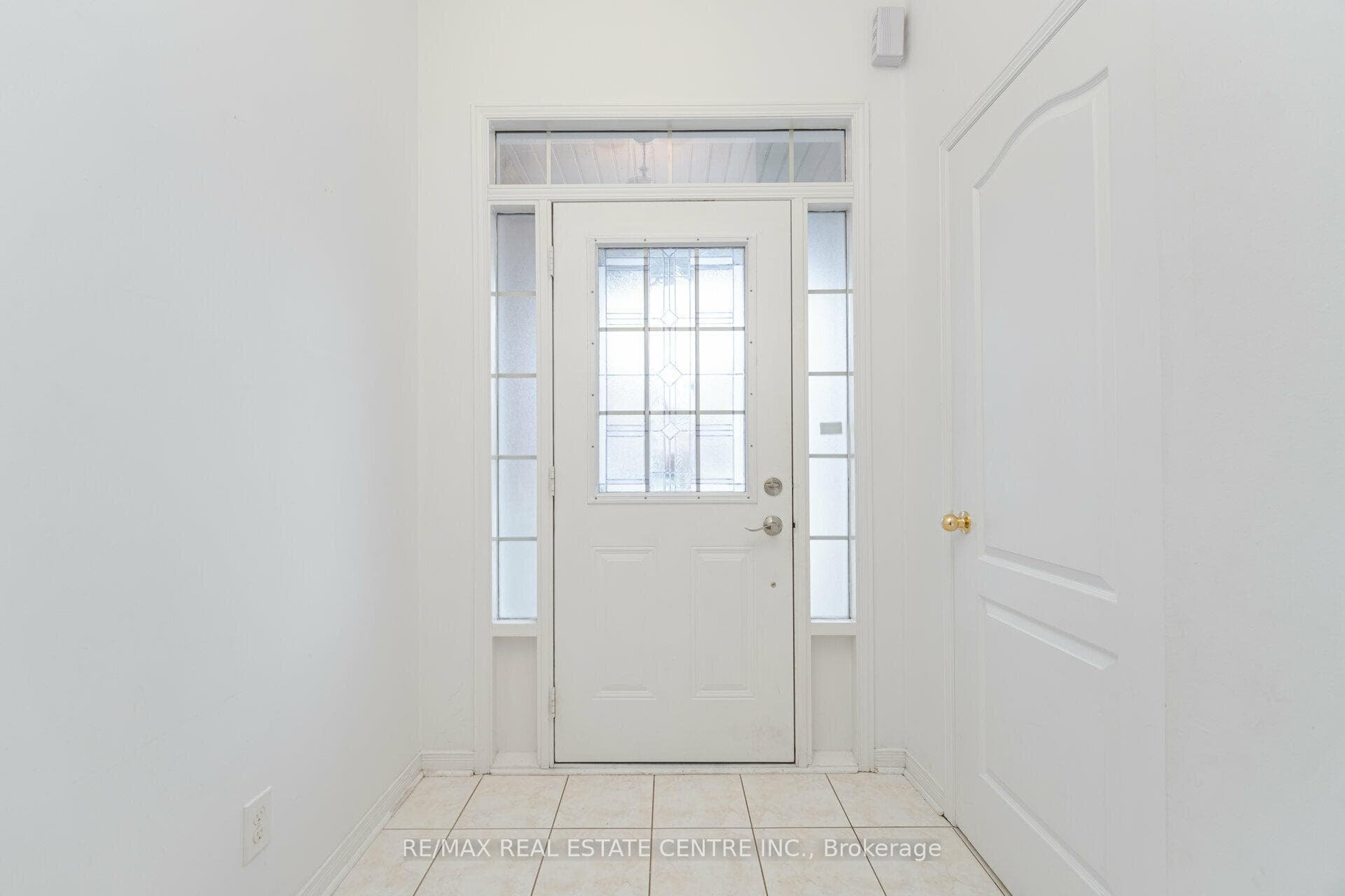 5099 Nestling Grove photo 4