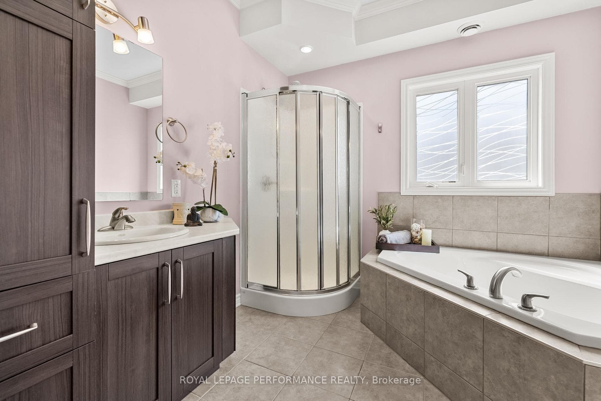 185 Bourdeau Boulevard Unit 3 photo 32