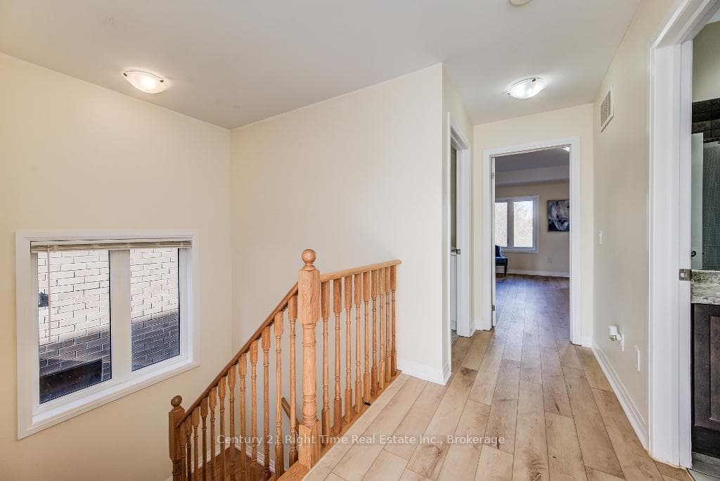 137 Huntingford Trail photo 23