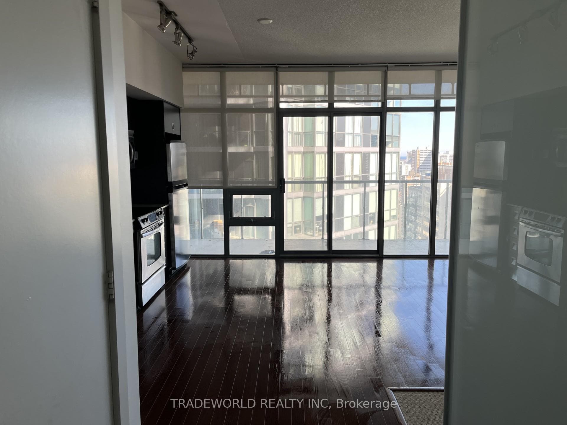 33 Charles Street Unit 2502 photo 6