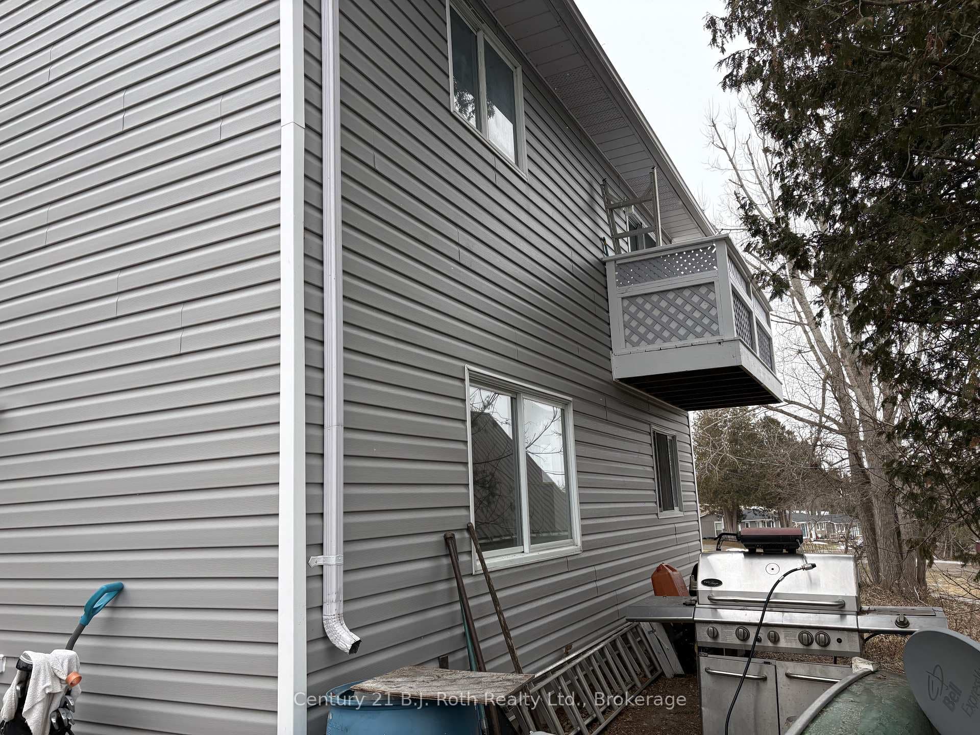 36 Birchcliff Avenue photo 3