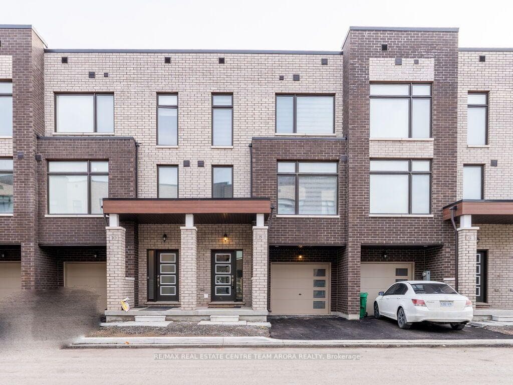 8 Queenpost Drive photo 36