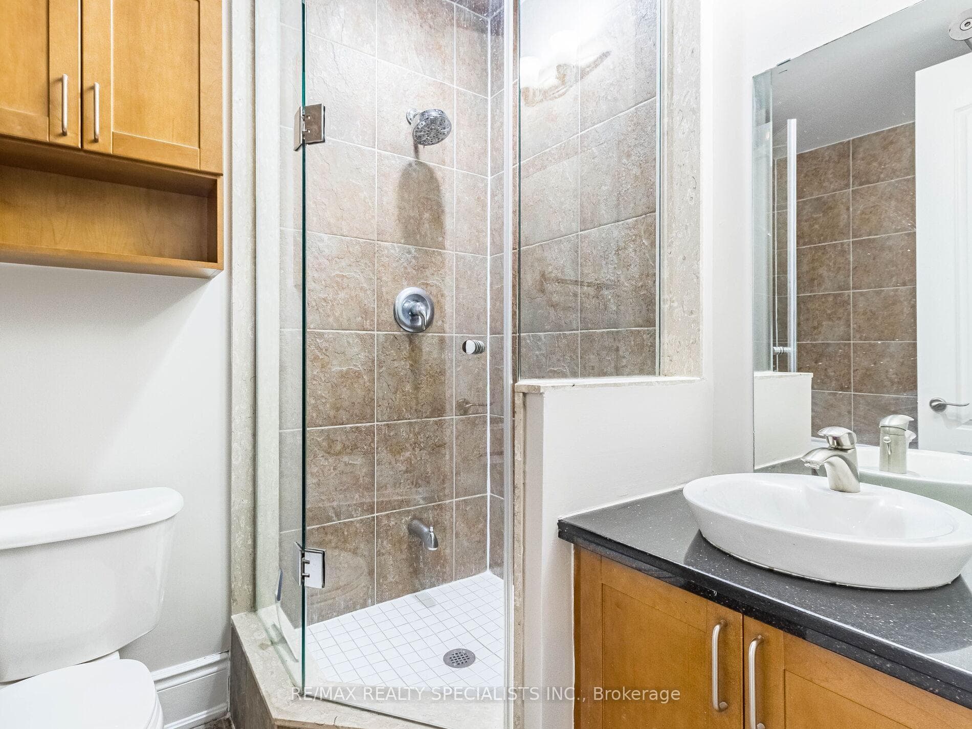 1111 Avenue Road Unit 102 photo 26