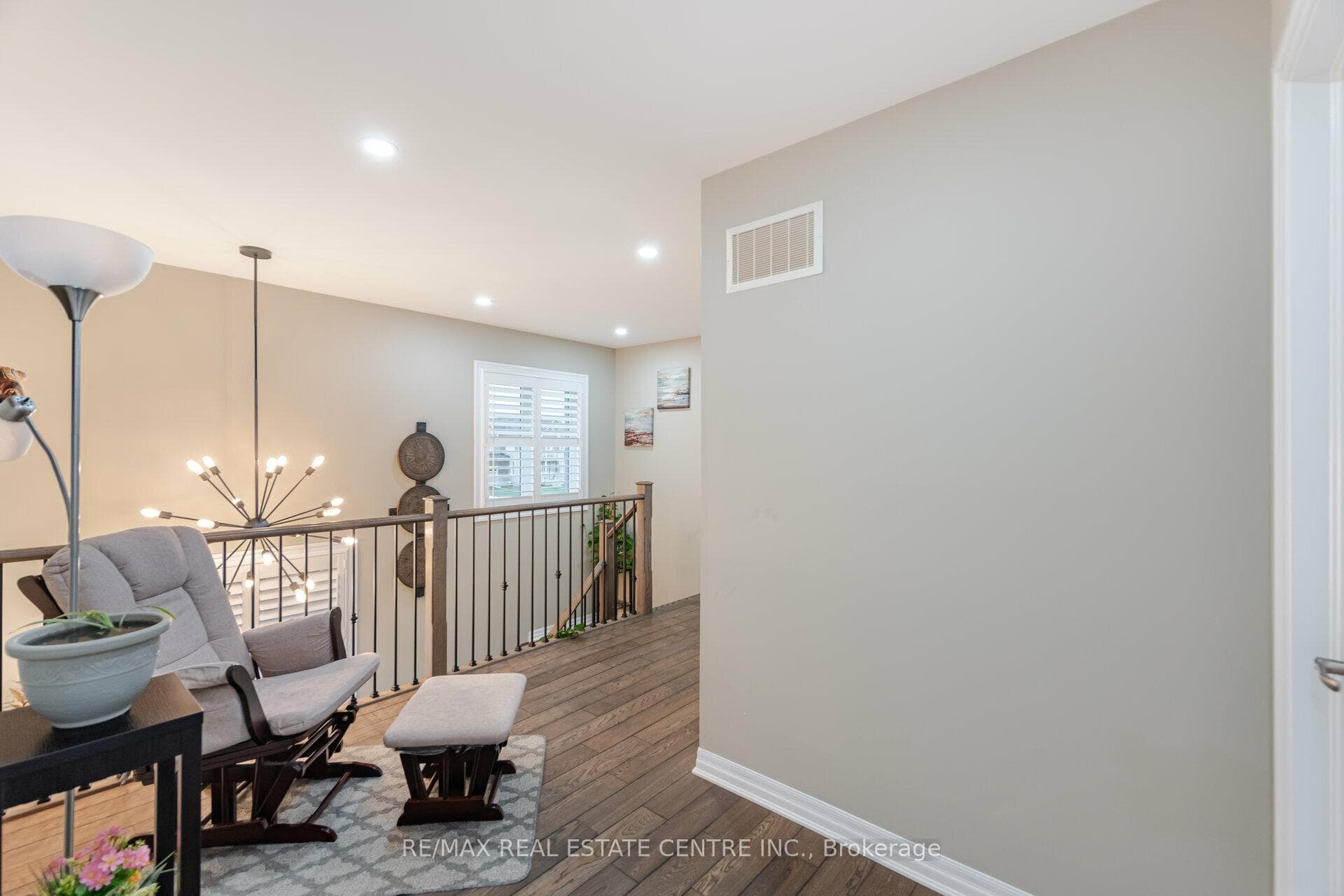 1446 Farmstead Drive photo 27
