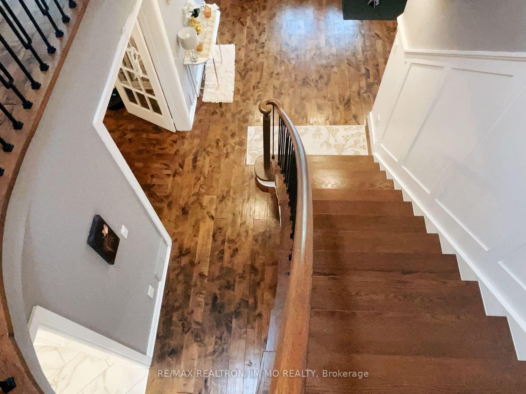 60 Silverbirch Place photo 14
