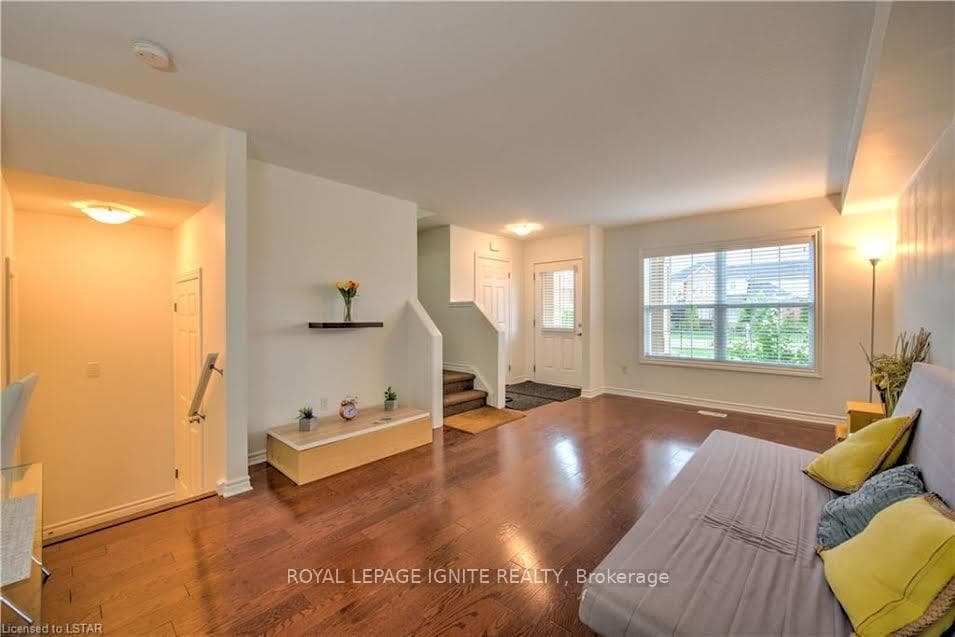 3320 Meadowgate Boulevard Unit 240 photo 10