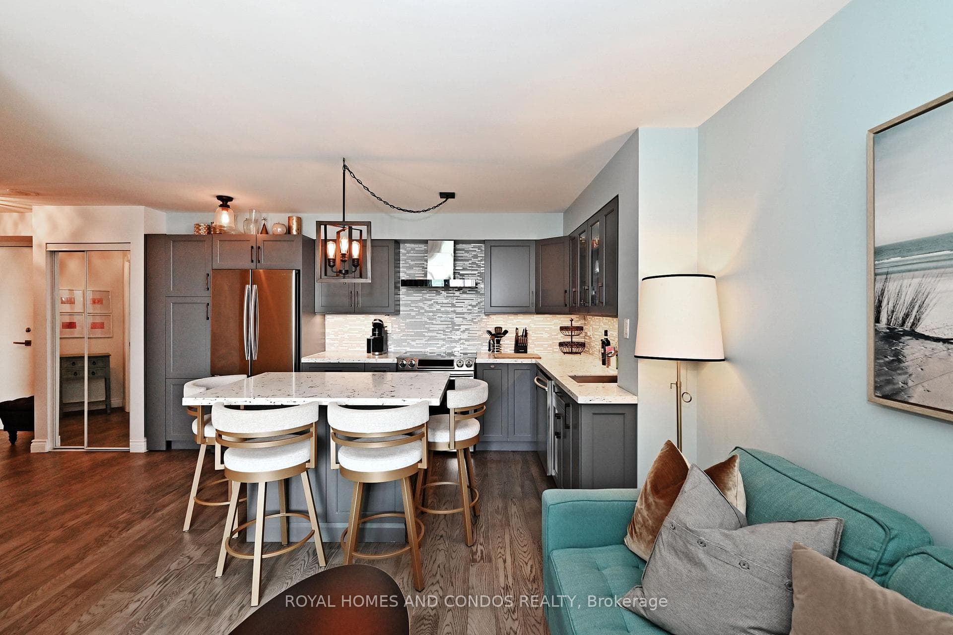 230 Queens Quay Unit 618 photo 17