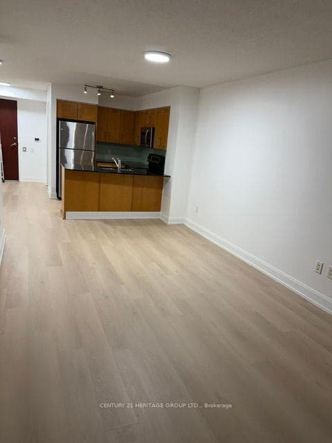 2181 Yonge Street Unit 1909 photo 11