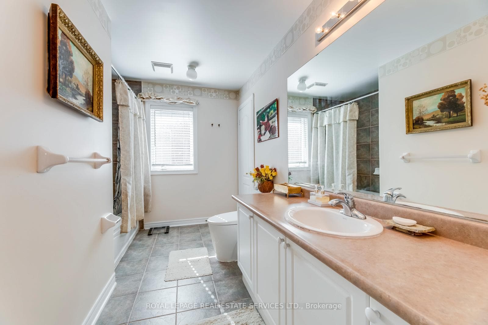 1038 Agram Drive photo 28
