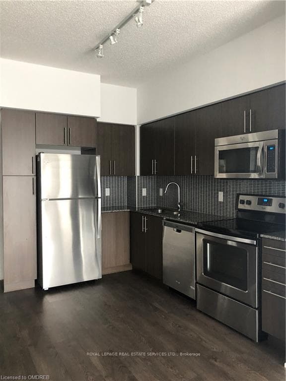 65 Speers Road Unit 1902 photo 10
