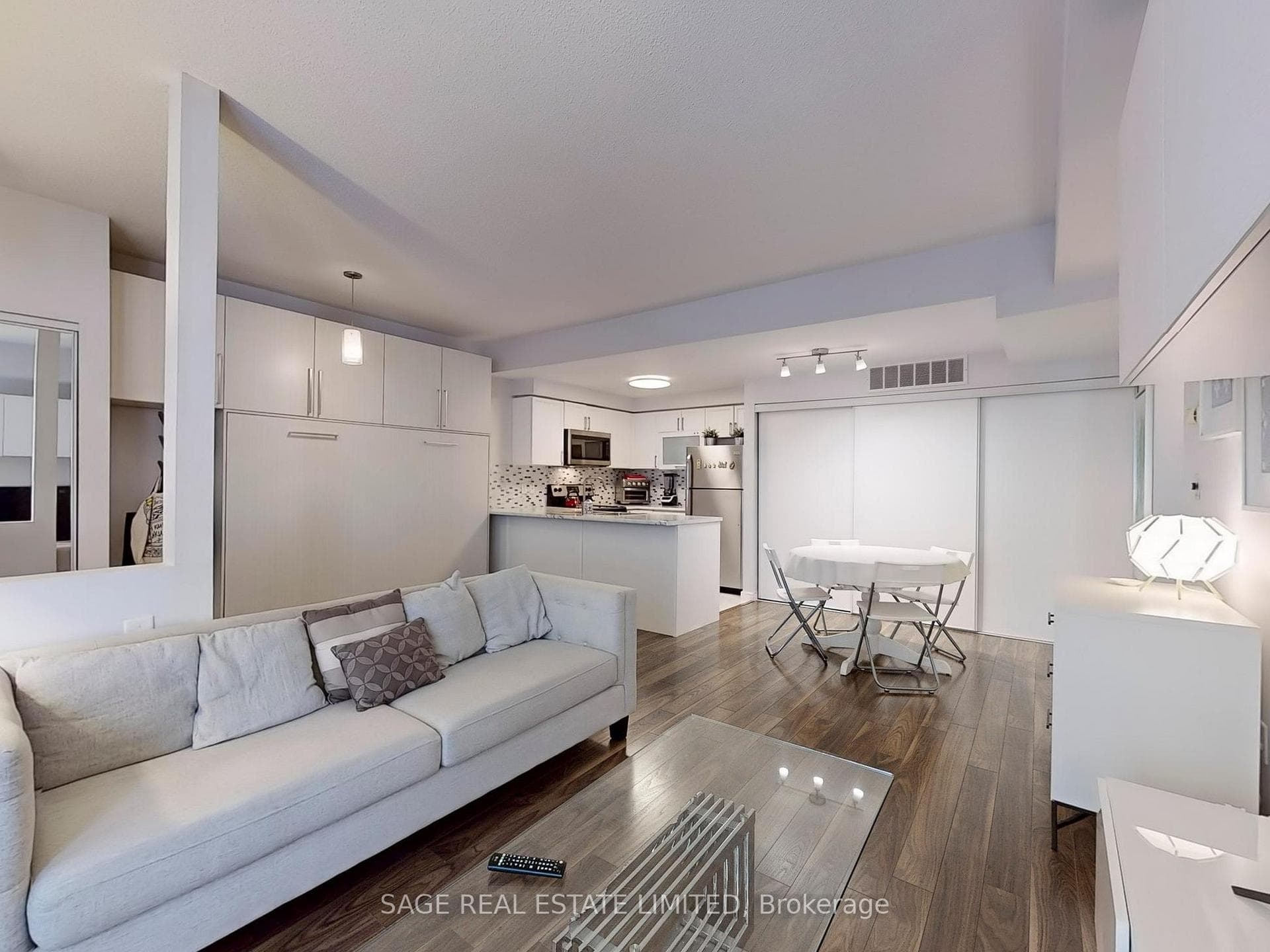 760 Lawrence Avenue Unit 44 photo 11