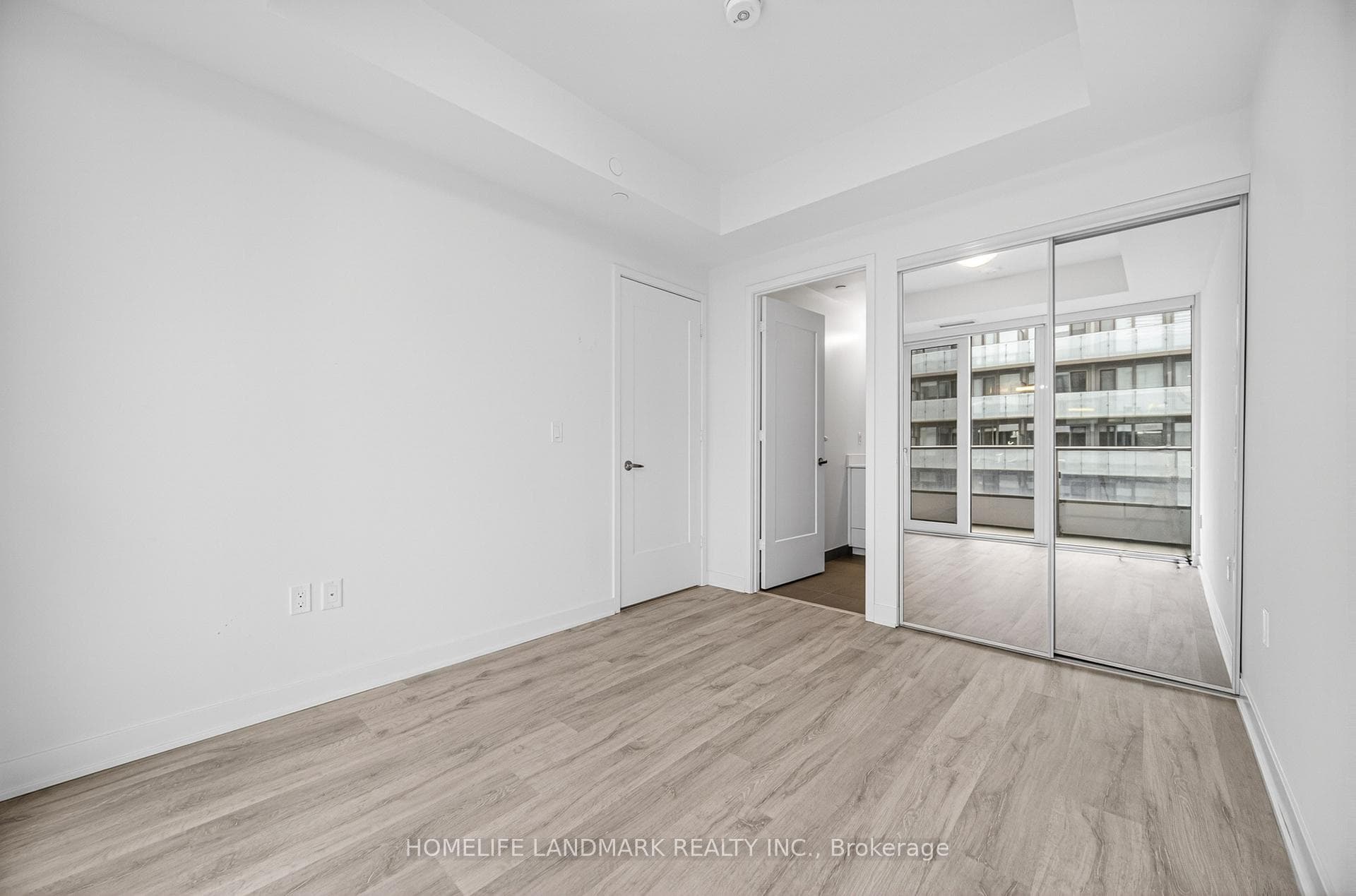 70 Princess Street Unit 2811 photo 21