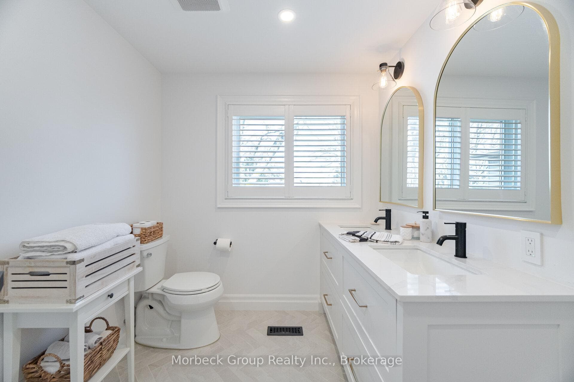 419 Sunset Drive photo 23