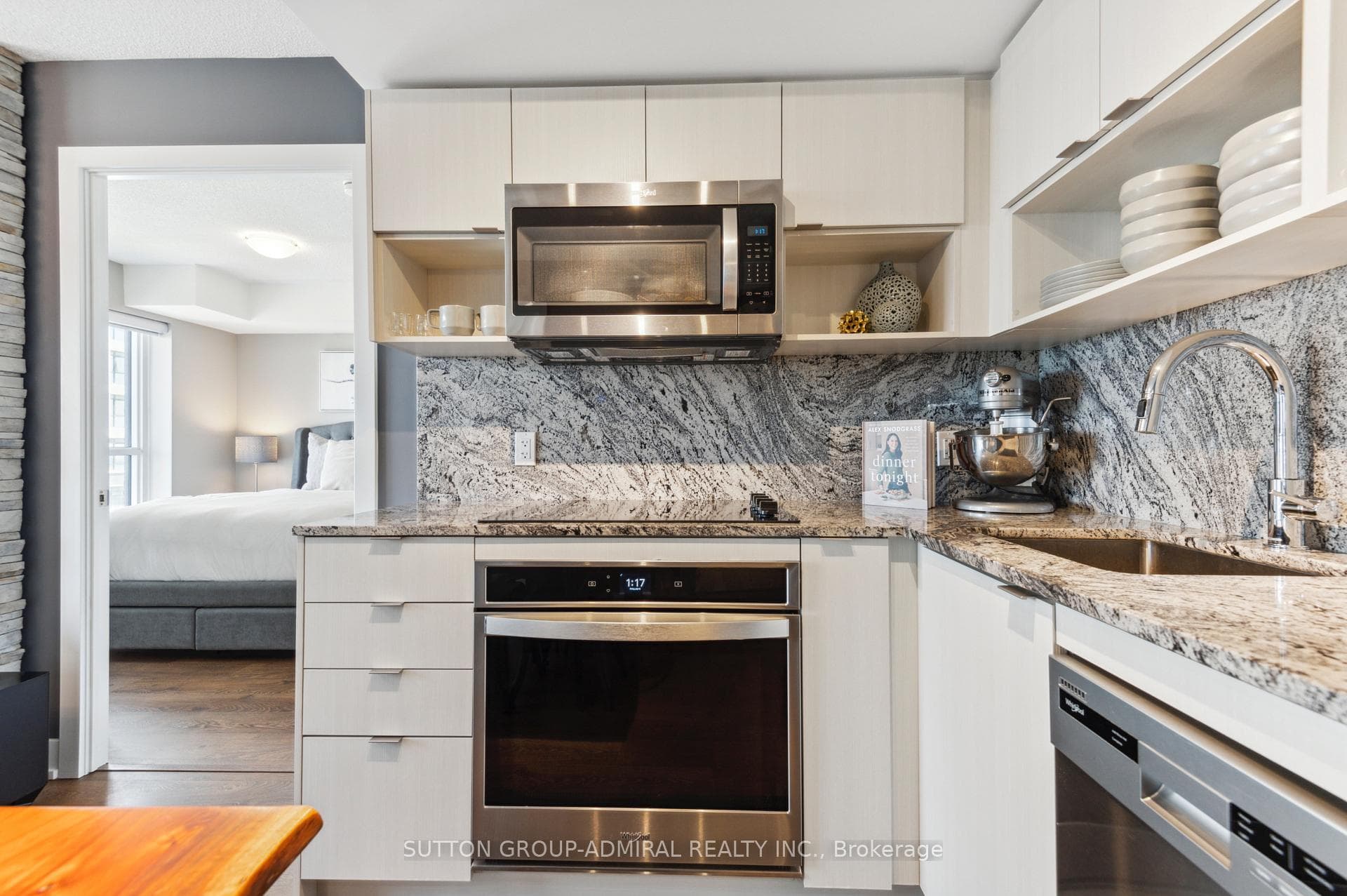 9 Mabelle Avenue Unit 1119 photo 7